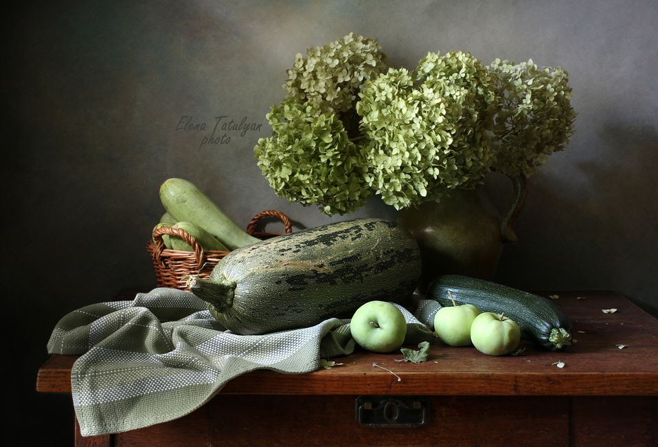 кабачки, яблоки, гортензия, зелёный цвет, Елена Татульян