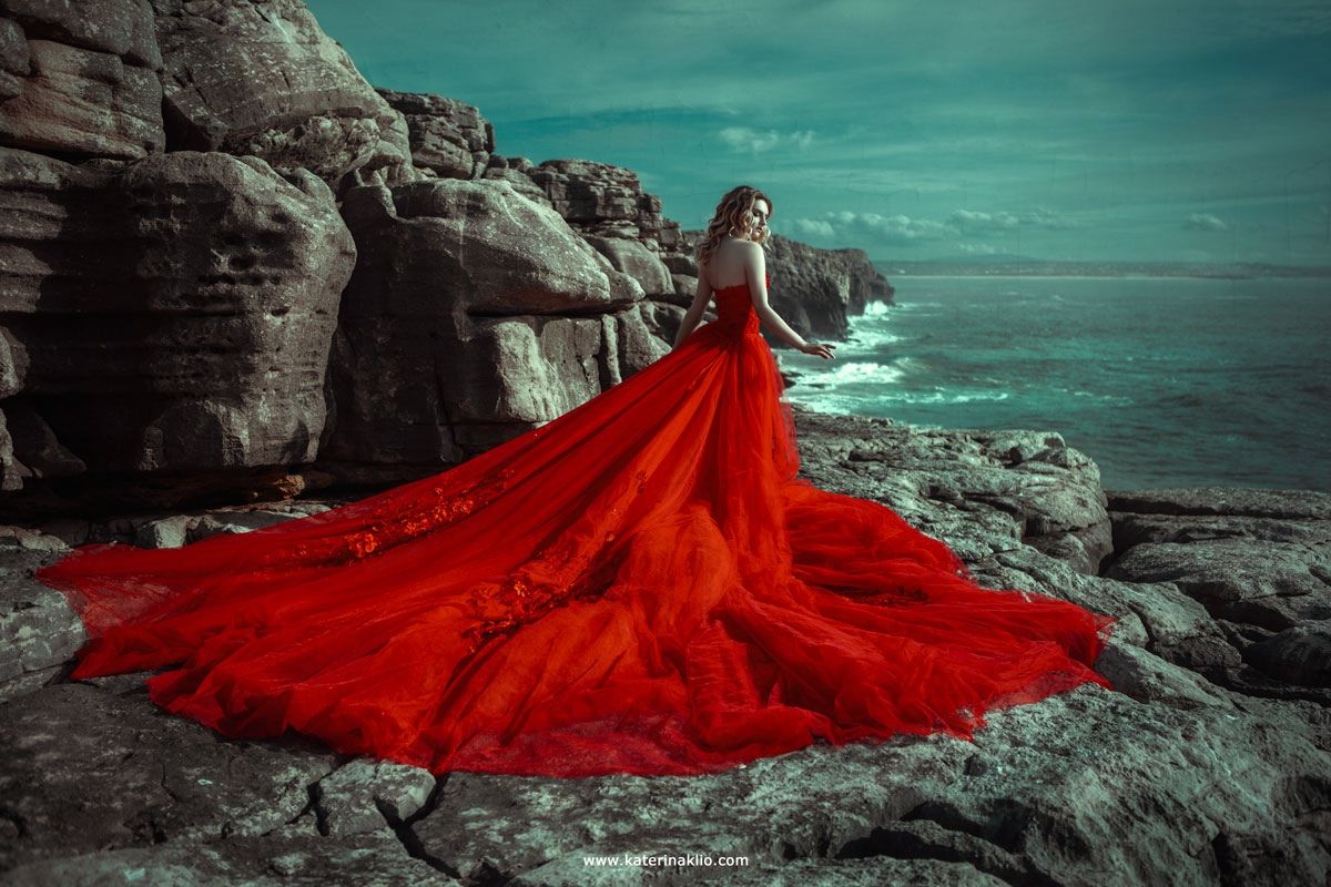 red, top, view, woman, depressed, dress, model, wearing, beautiful, creative, drone, art, fine art, feeling, ocean , Катерина Клио