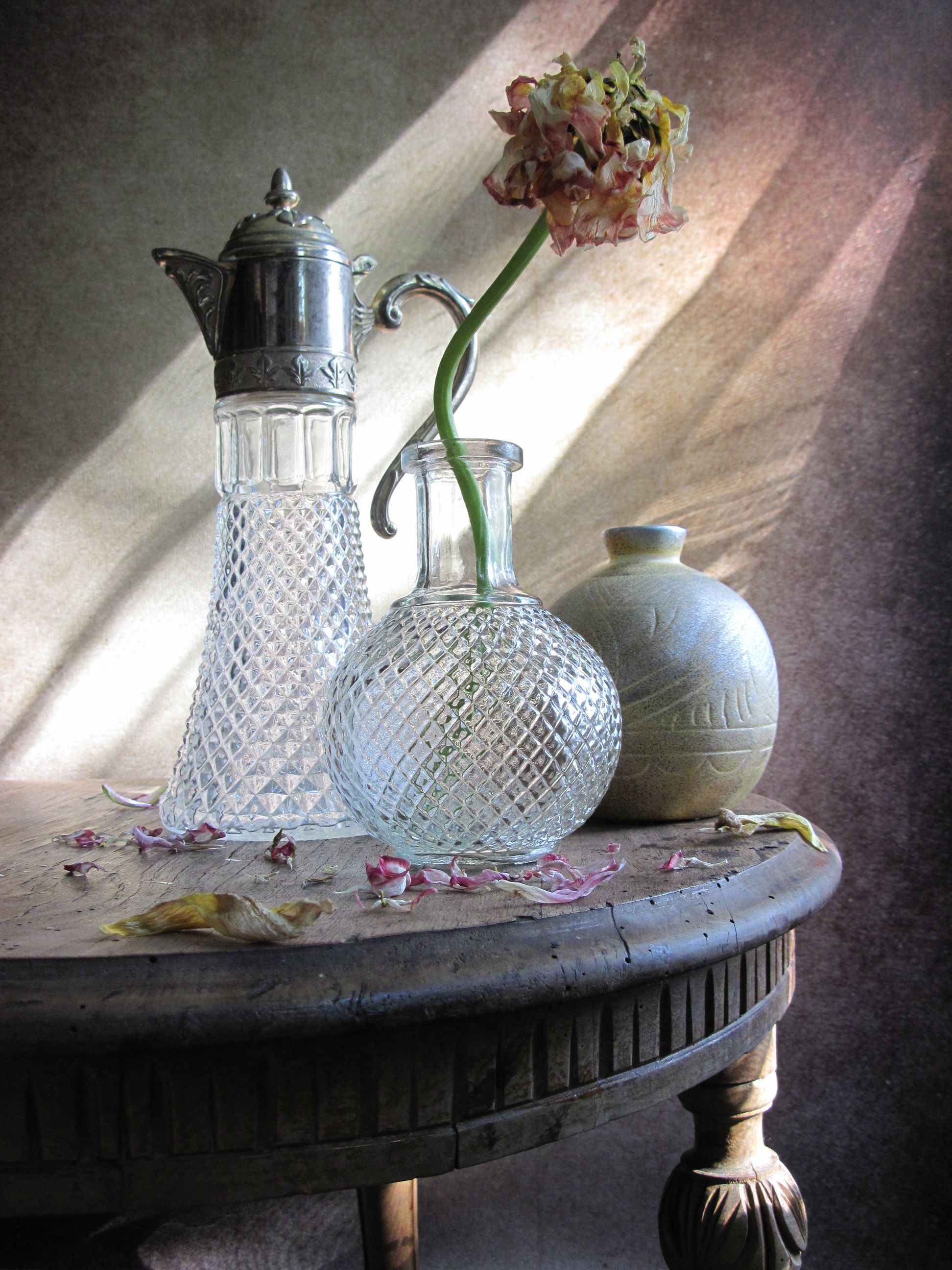 цветы, тюльпан, кувшин. декантр, ваза, стекло, керамика, Наталия Тихомирова