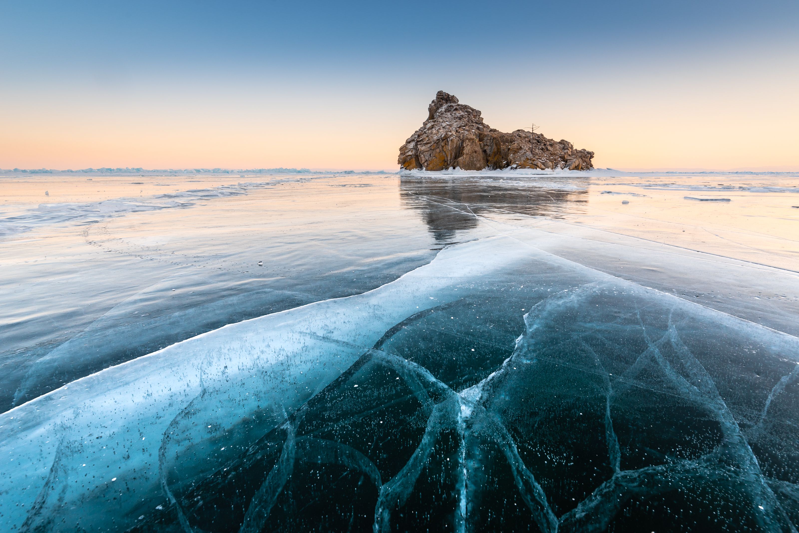 Байкал, лёд, зима, остров, Evgeniy Khilkevitch