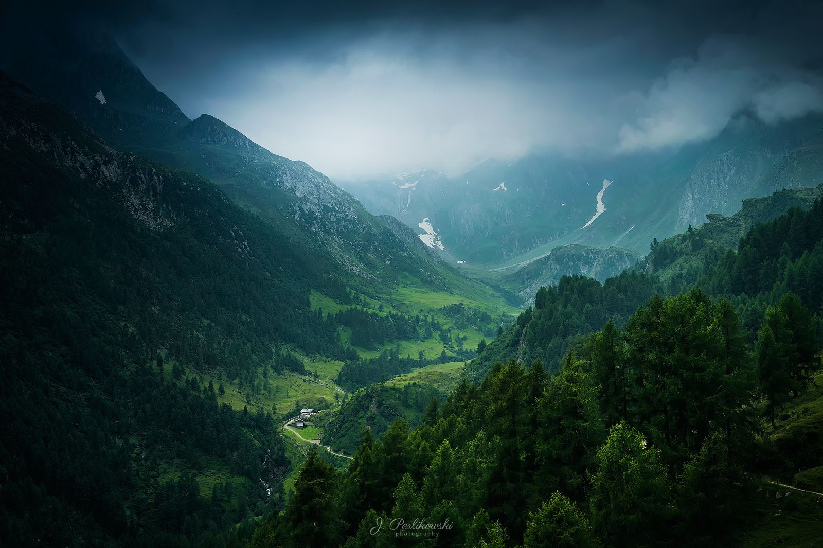alps, rainy day, mountainside, Jakub Perlikowski