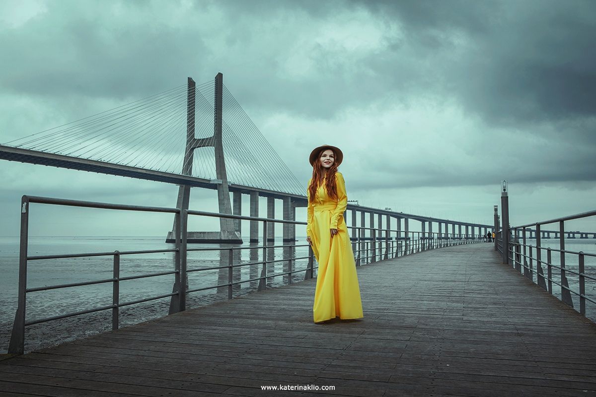 yellow, Lisbon, Portugal, bridge, river, color, woman, mood, loneliness  , Катерина Клио