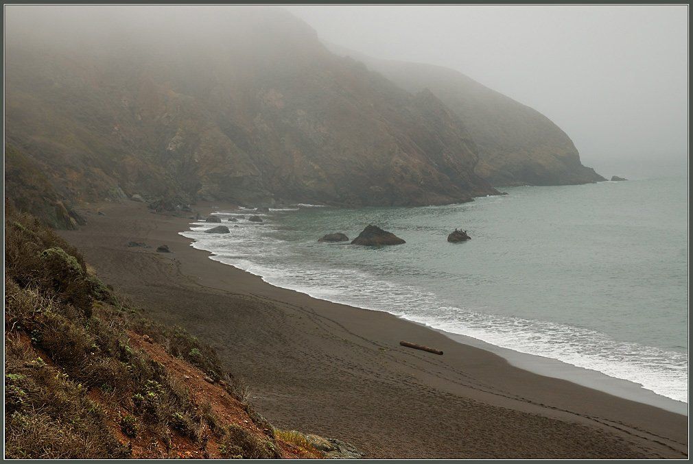 море, туман, горы,  волны, калифорния, Евгений Иванюшенко