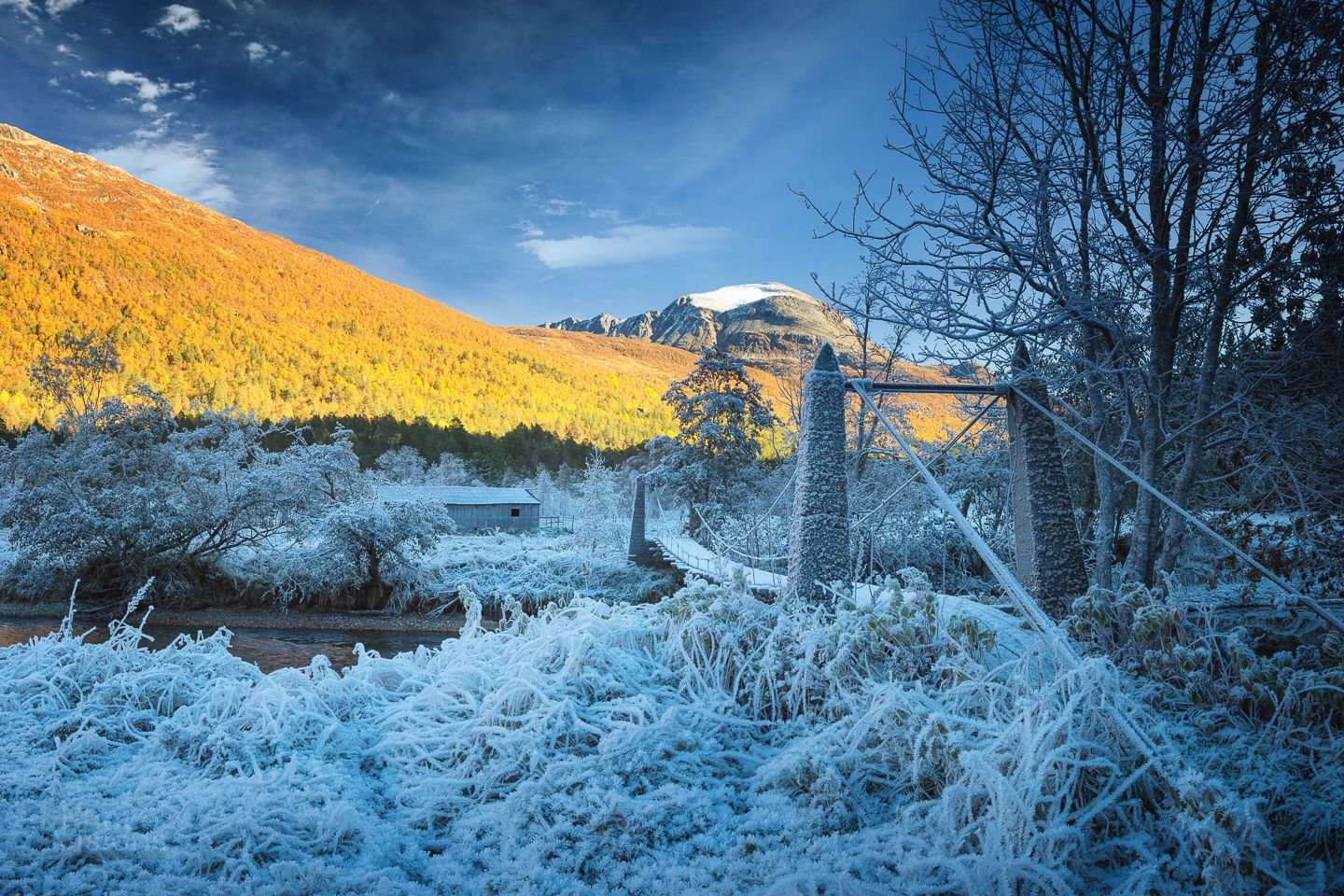 frost,frosty,autumn,autumnal,mountains,trollheimen,norway,norwegian,north,bridge, Adrian Szatewicz