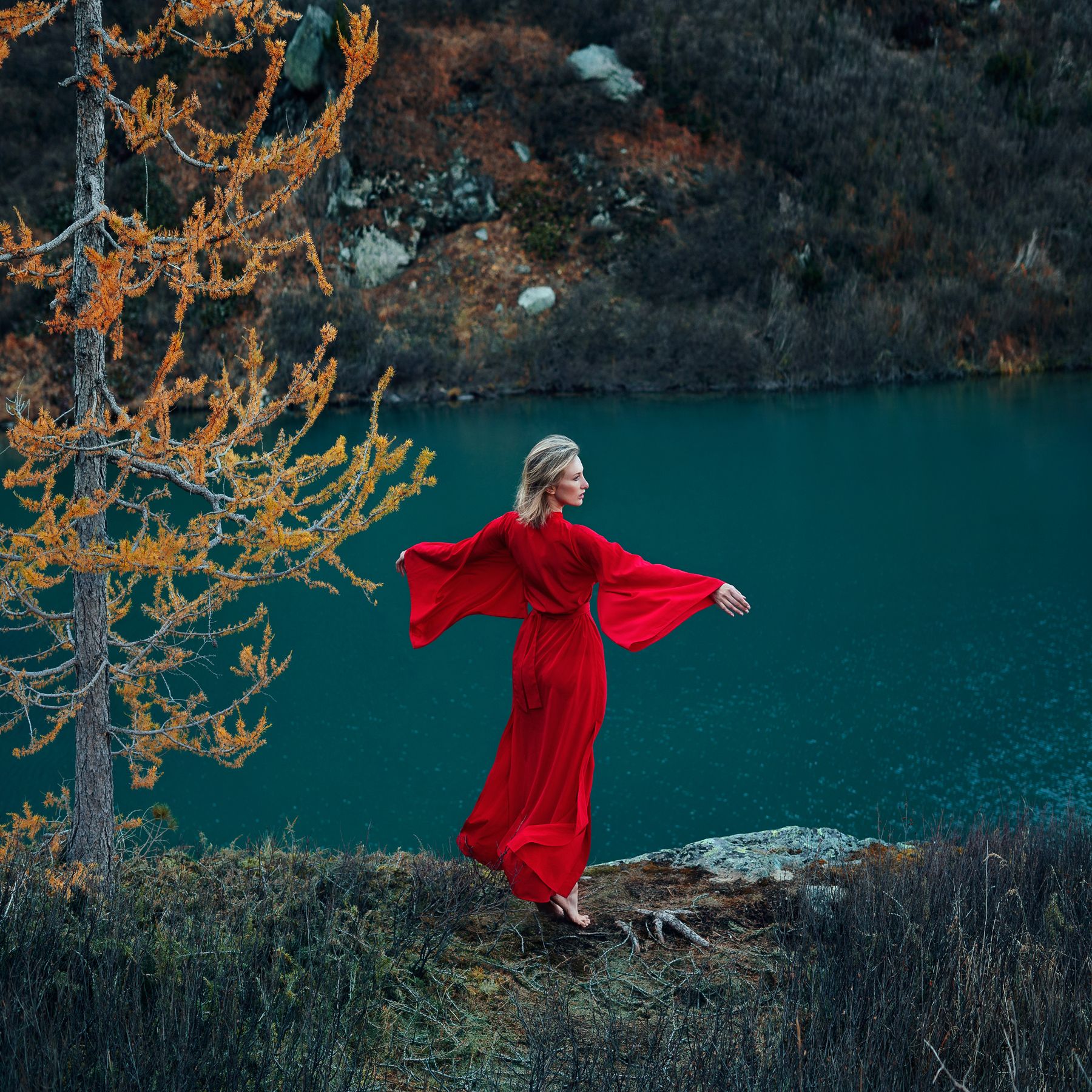 turquoise, lake, red, kimono, mountain, contrast, бирюзовый, озеро, красный, кимоно, горы, модель, Екатерина Кулакова