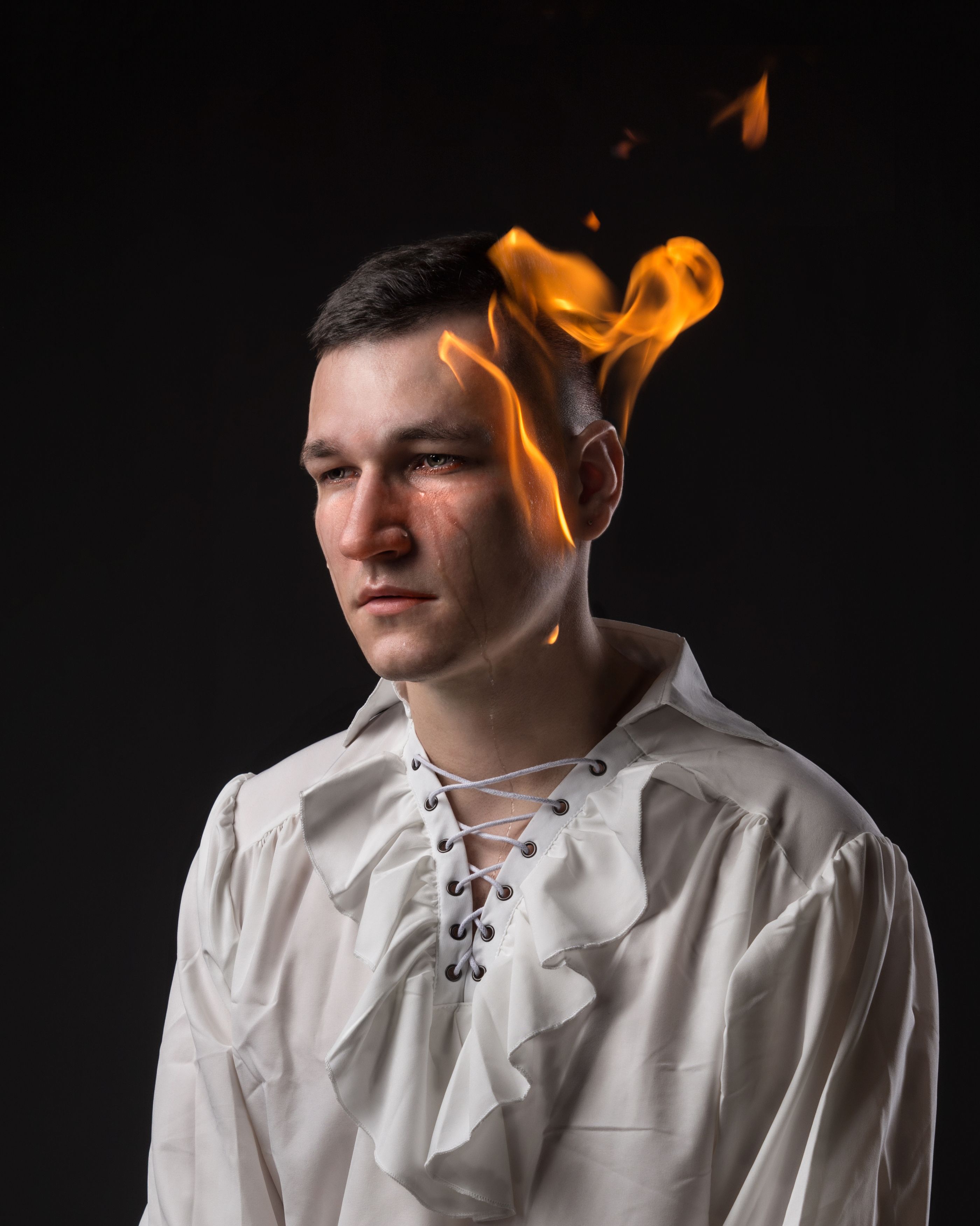 Портрет, лицо, огонь, слёзы, Александр Никитин