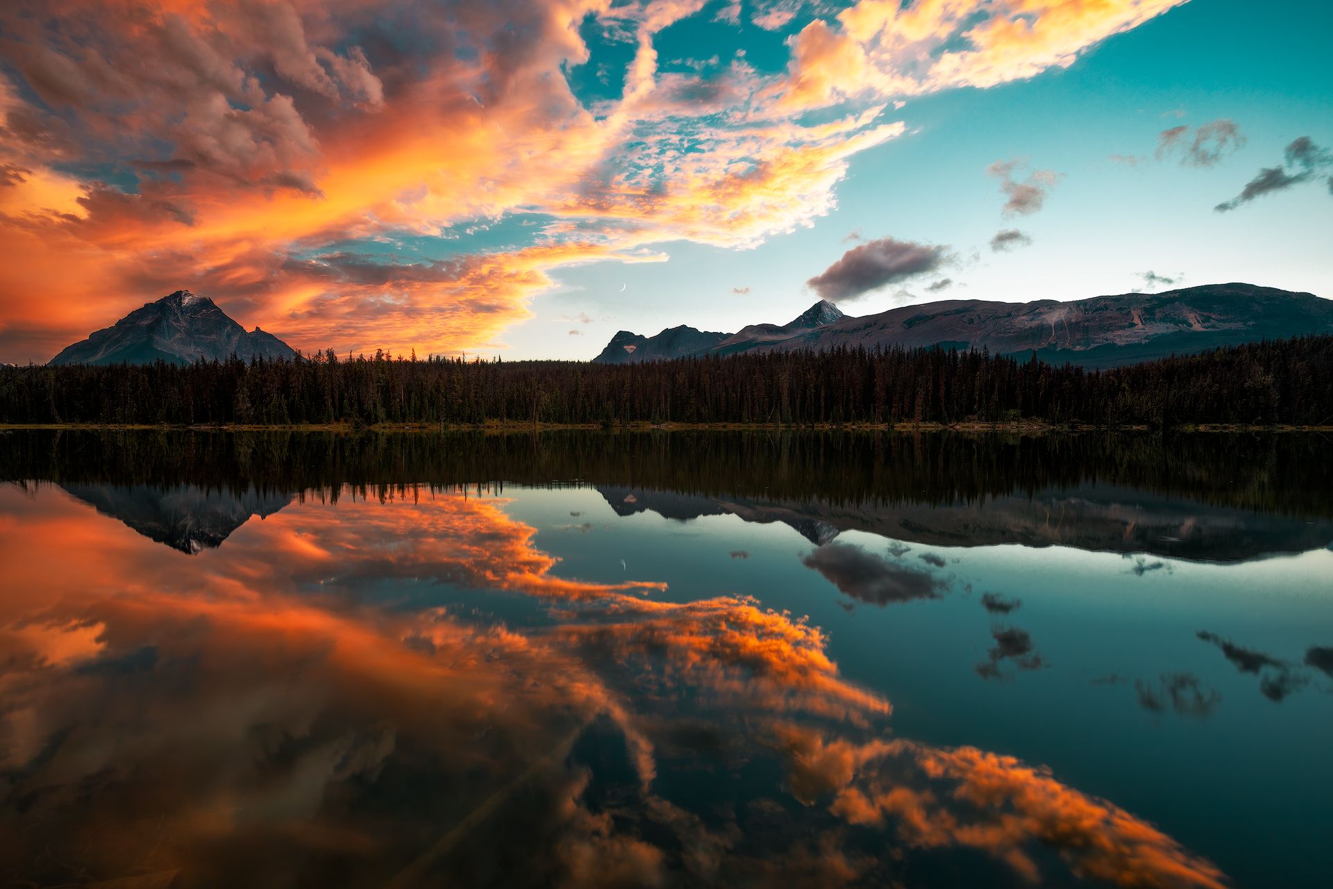 landscape, sunset, reflection, mirror, moon, sun, mountain, forest, tree, water, lake, river, cloud, outdoor, glow, snow, Huapu Zhao