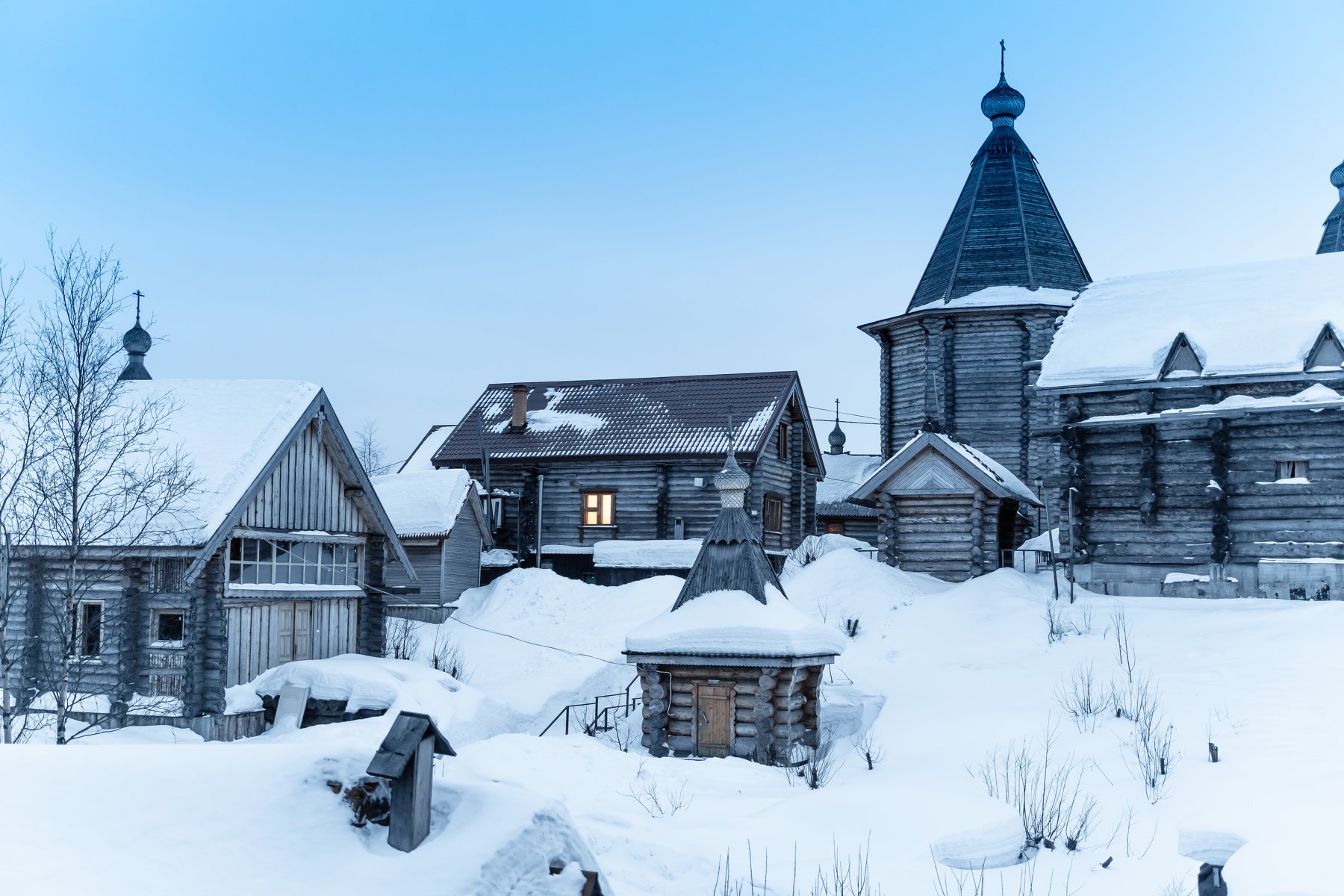 russia; house; museum; orthodoxy; saint; russian; beautiful; sightseeing; heritage; europe; christian; wooden architecture; orthodox church; monastery; unesco; historical; rural; chapel; vintage; wooden; building; landscape; religion; old; historic; summe, Dmitry Leonov