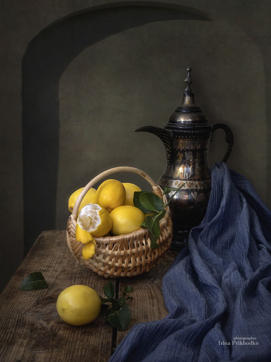 натюрморт, лимоны, фрукты, медный кувшин, Ирина Приходько