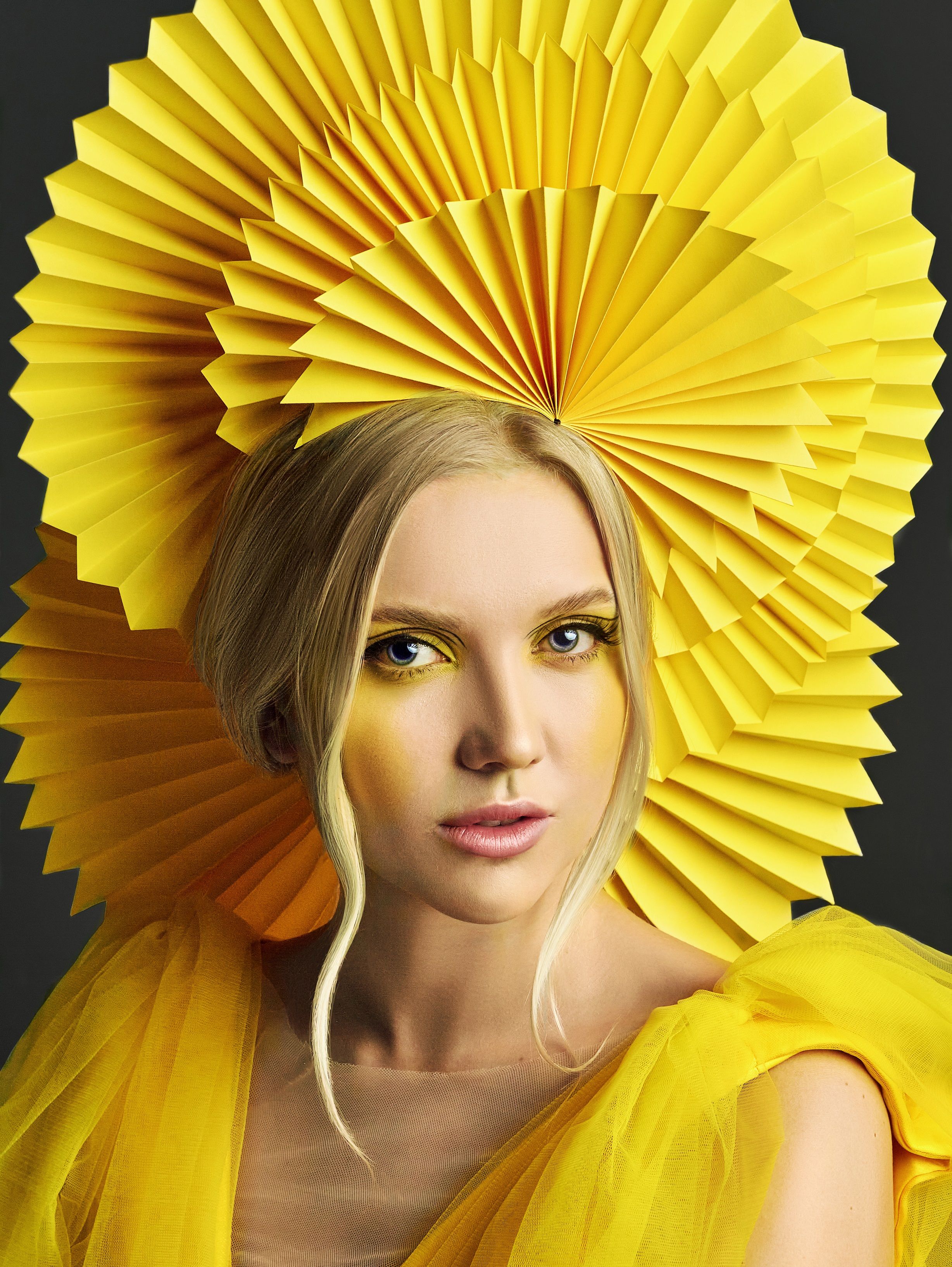 pantone, fashion, portrait, female portrait, illuminating yellow, фешн, портрет, женский портрет, желтый, Кристина Александриди