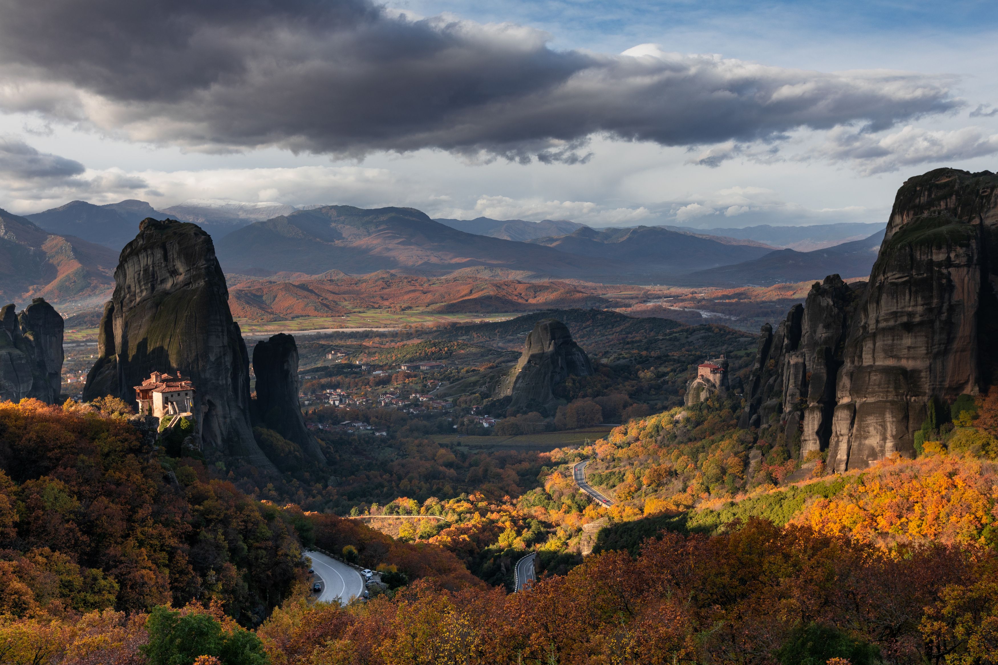 greece, meteora, rocks, mountains, monastery, forest, autumn, fall, trees, landscape, Roman Bevzenko