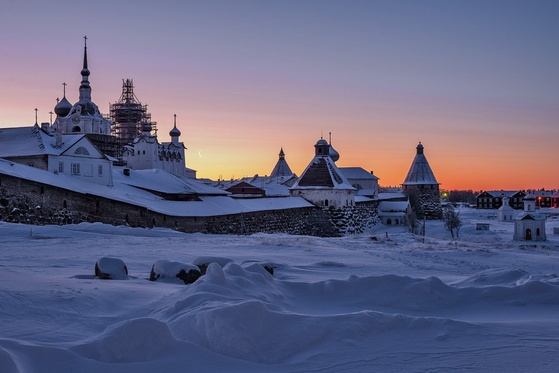 зима, месяц, монастырь, рассвет, снег, соловки, утро, Екатерина (PhotoJourneys.ru) Васягина