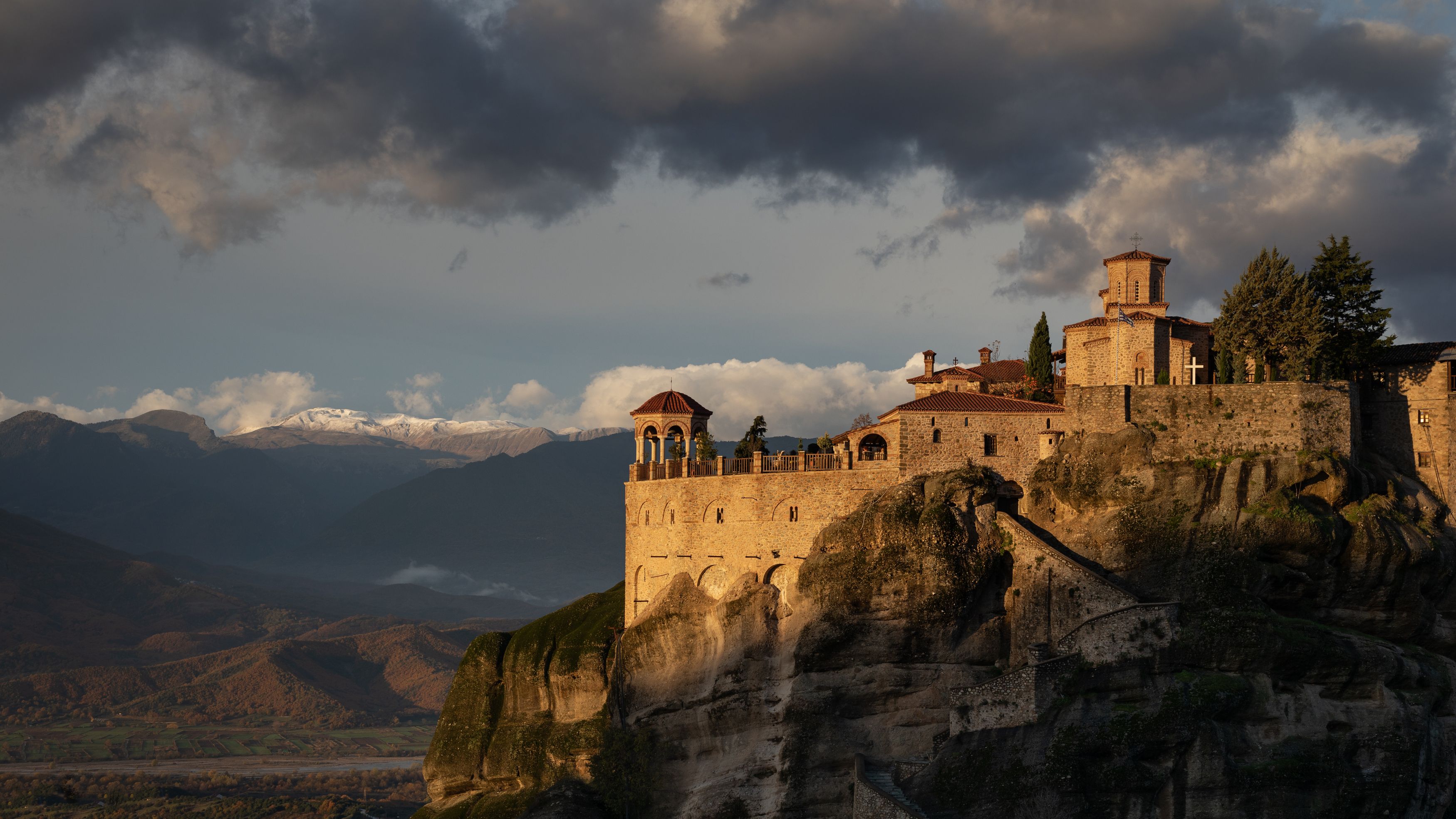 greece, mountains, rocks, meteora, monastery, landscape, snow, autumn, fall, clouds, sky, Roman Bevzenko