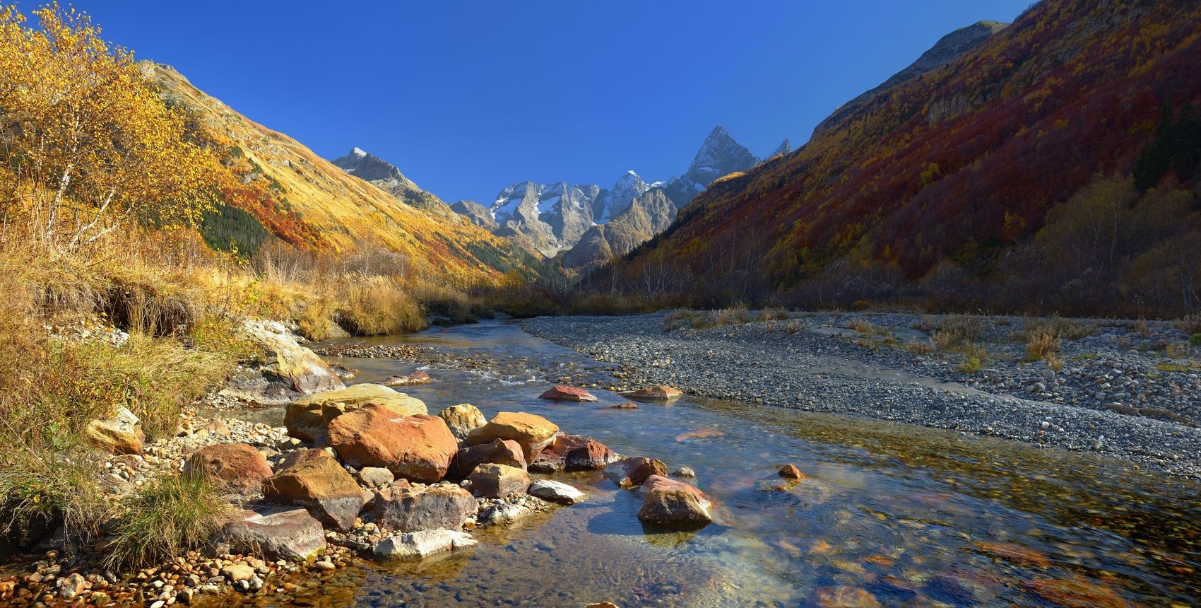 горы осень река гоначхир, Александр Жарников