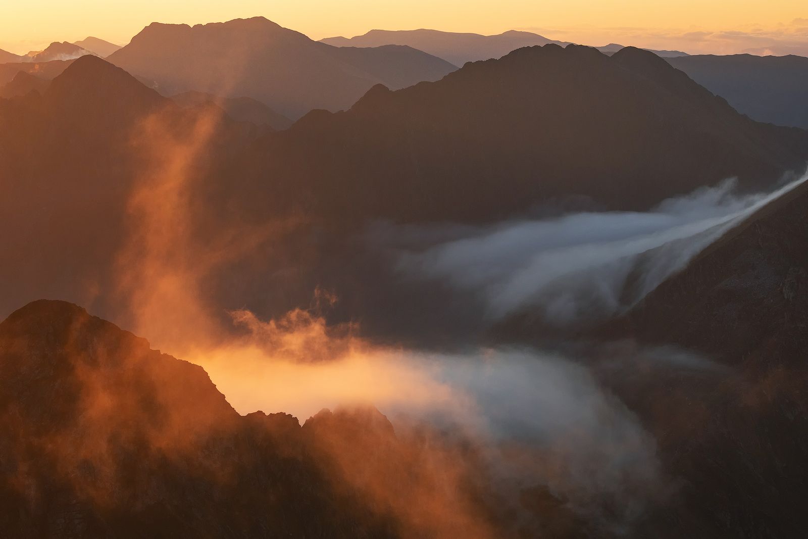 # mountains #fog #misty #morning #sunrise #romania #ridge #light #landscape #travel , Lazar Ioan Ovidiu