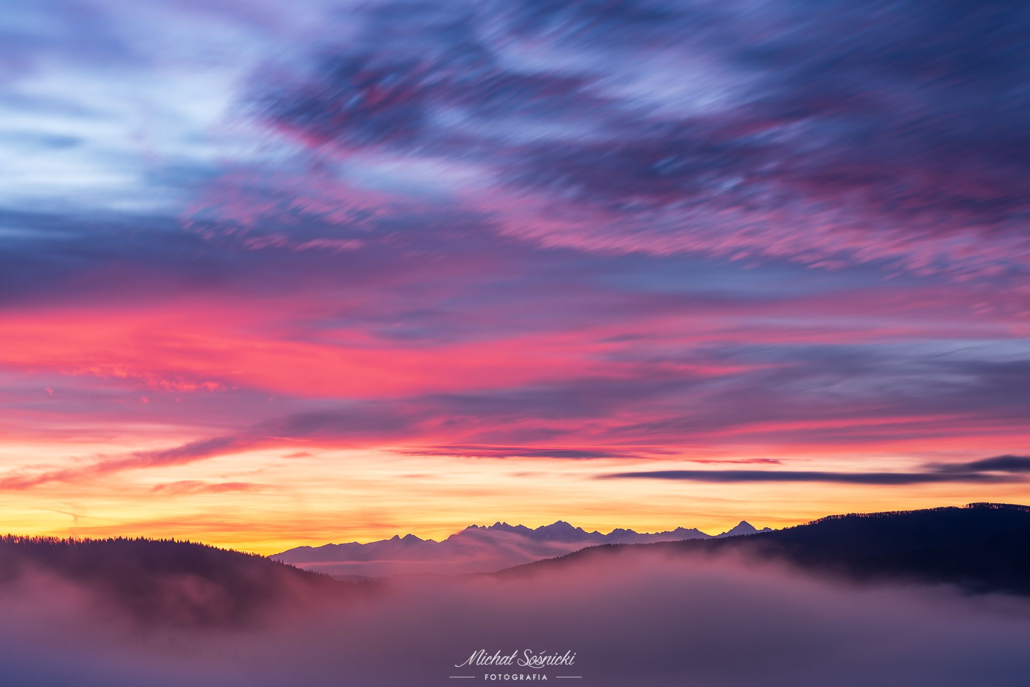 #poland #pentax #benro #lightroom #nikcollection #nature #sunrise #mountains #sky #fog #foggy #morning #pix, Michał Sośnicki