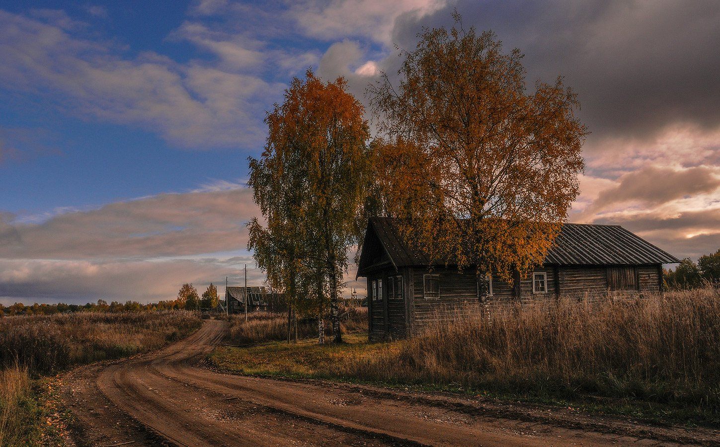 Дальние деревни. Дальних деревень огоньки. Деревня огоньки. Деревня Дальняя. Из дальней деревни.