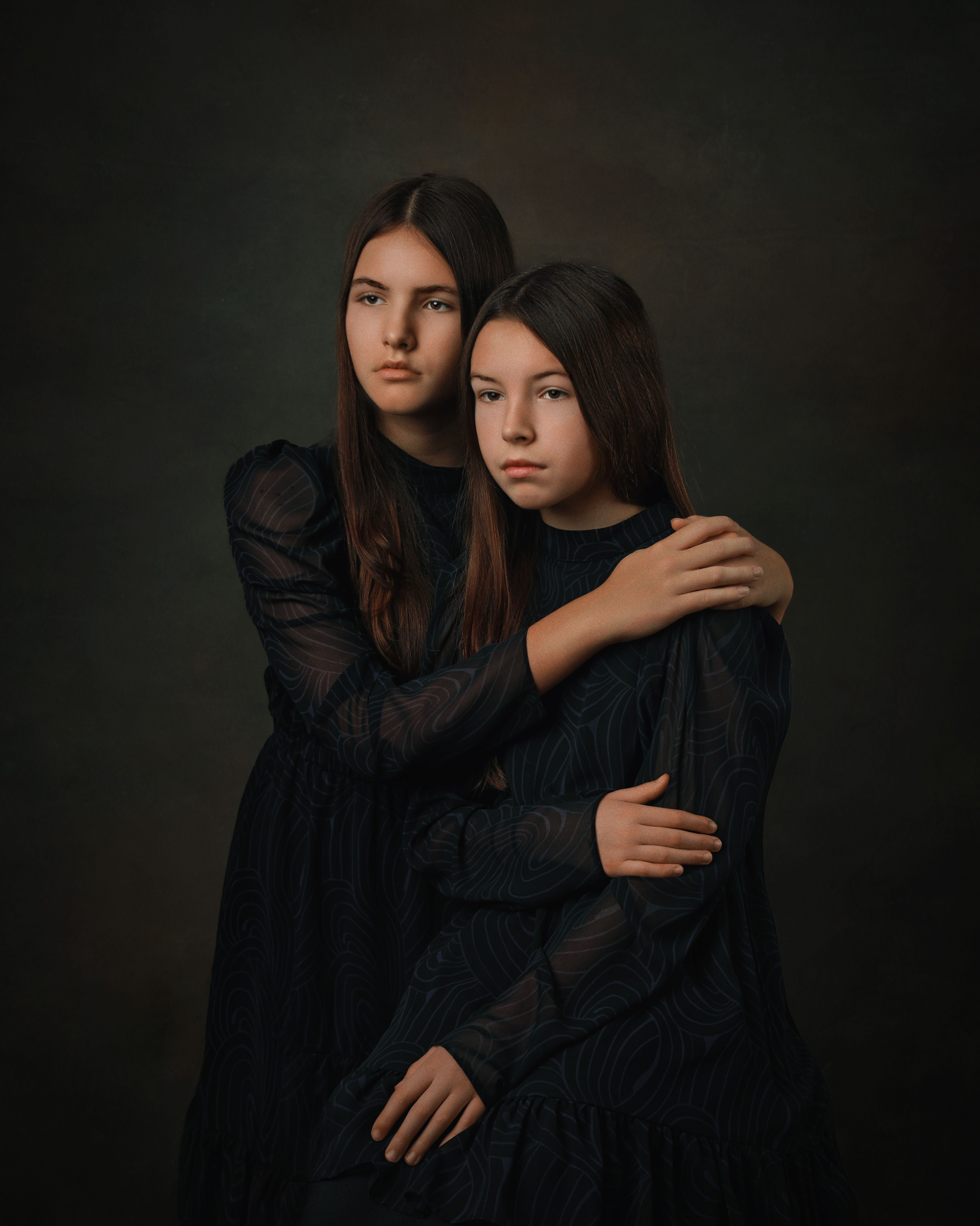 two sisters, fine art, portrait, Elena Turina