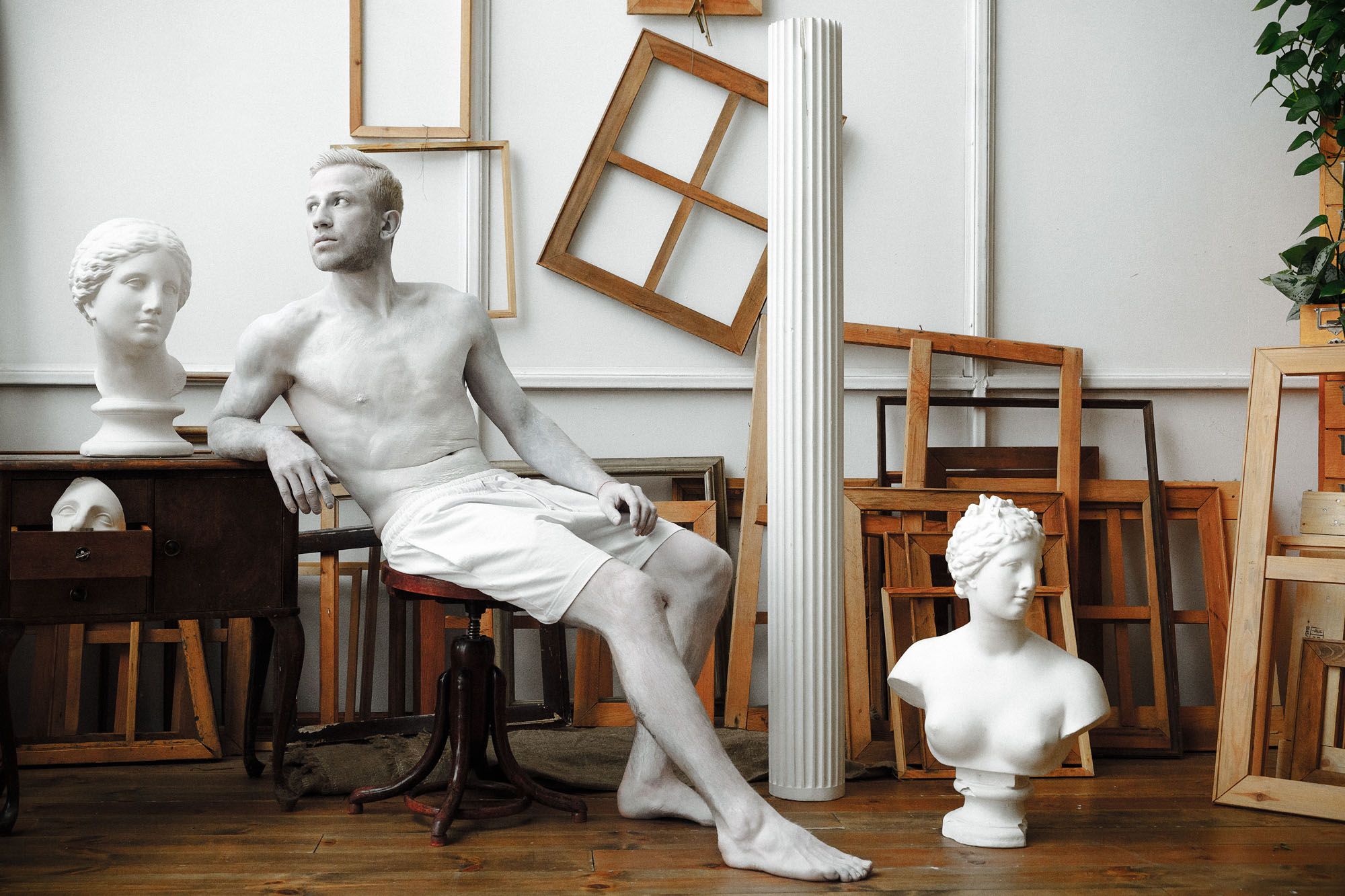 portrait, statue, white, Aleksandr Balakin