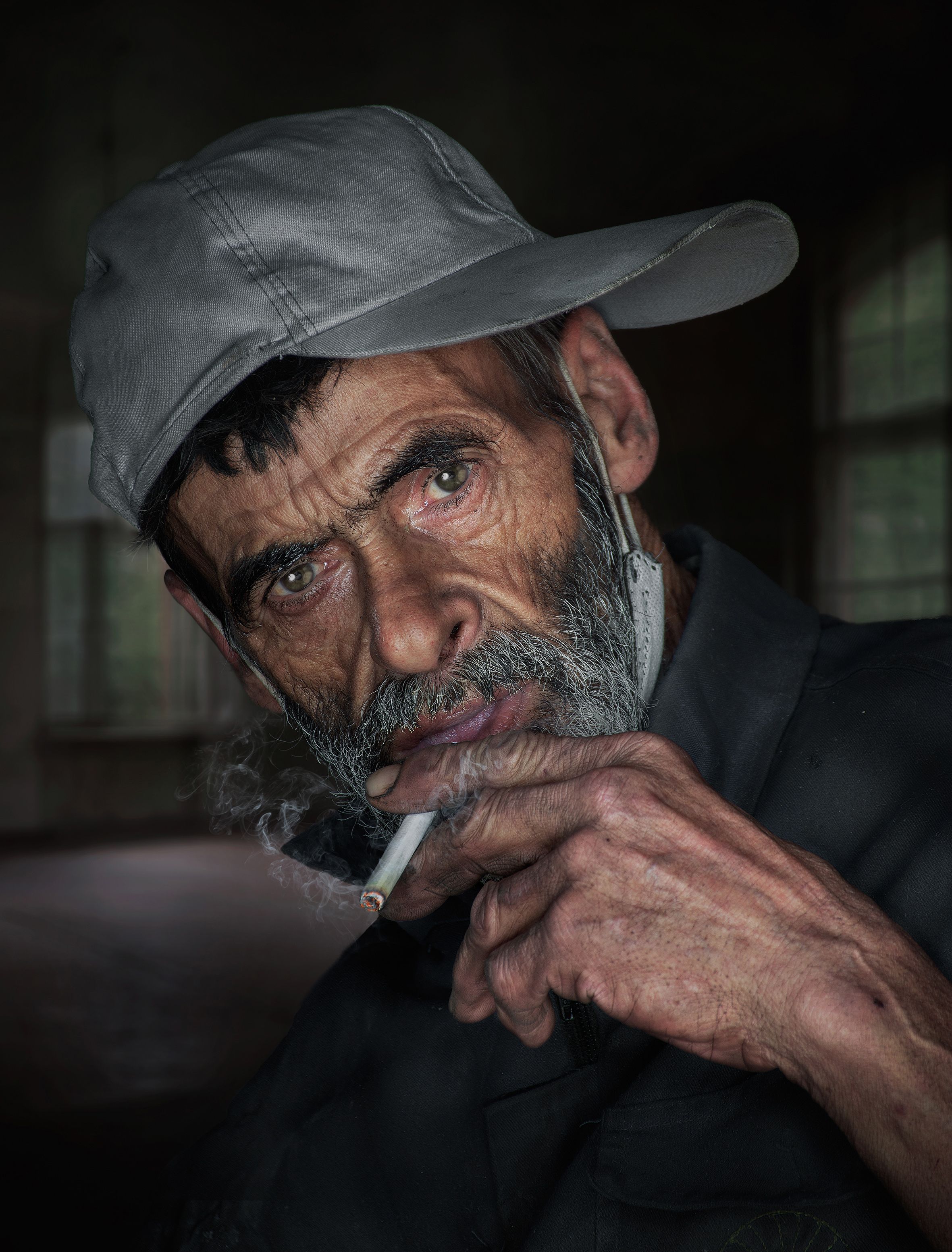 #portrait, #face, #hand, #hat, #smoke, #cigarettes, Mehdi Zavvar