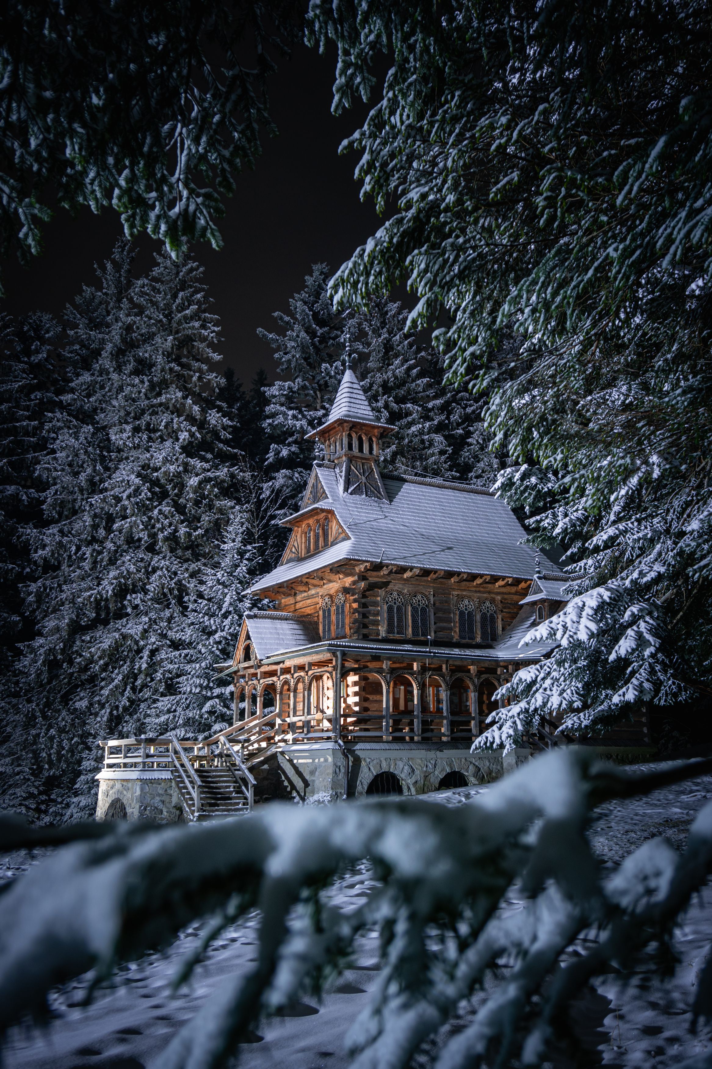 zakopane, jaszczurówka, jaszczurowka, poland, polska, tatry, tatra, tatras mountain, winter, shrine, snow, night, evening, chapel, dark, cold, forest, old, Skubala Krzysztof