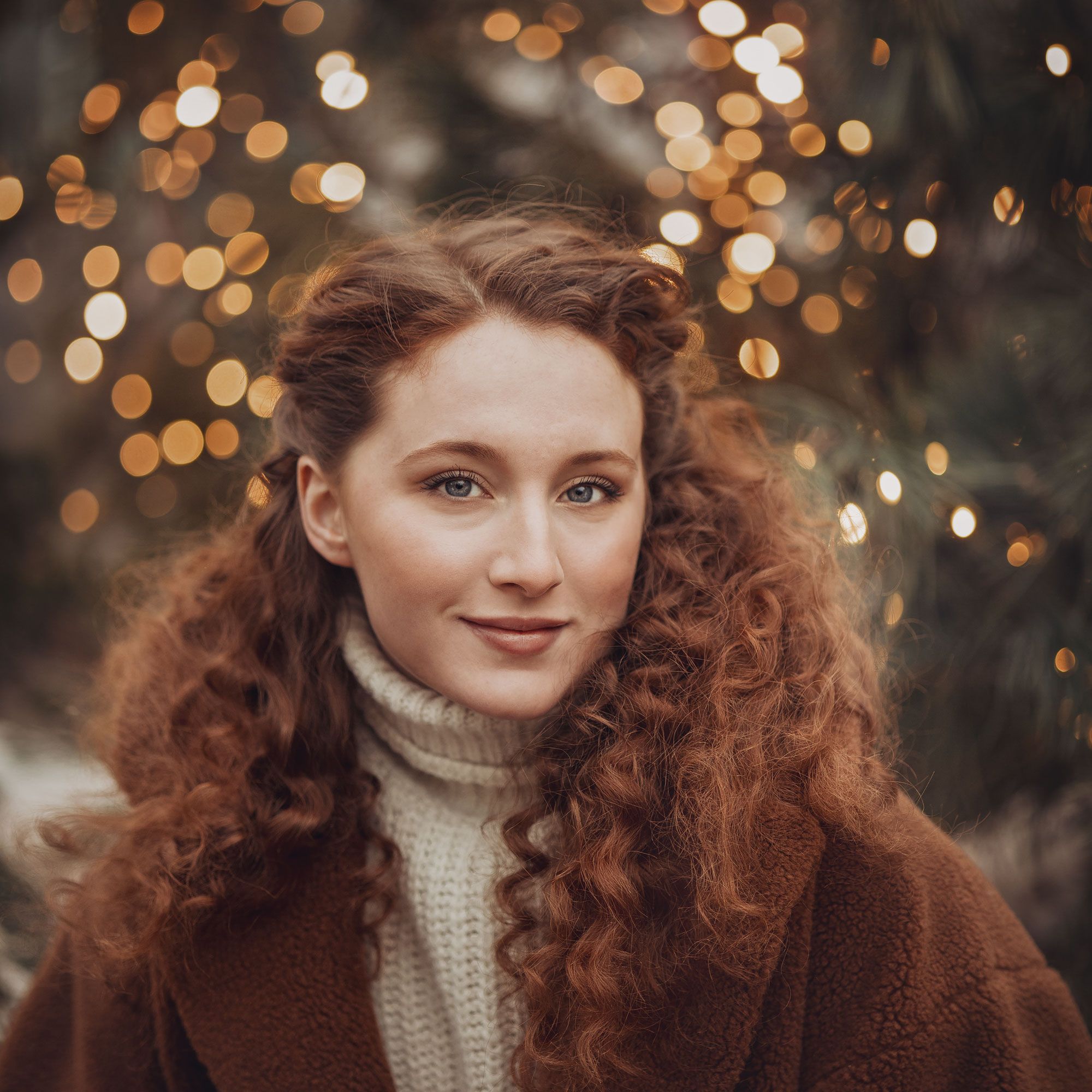 портрет девушка рыжие волосы огоньки рождество новый год праздник , Ирина Мухина