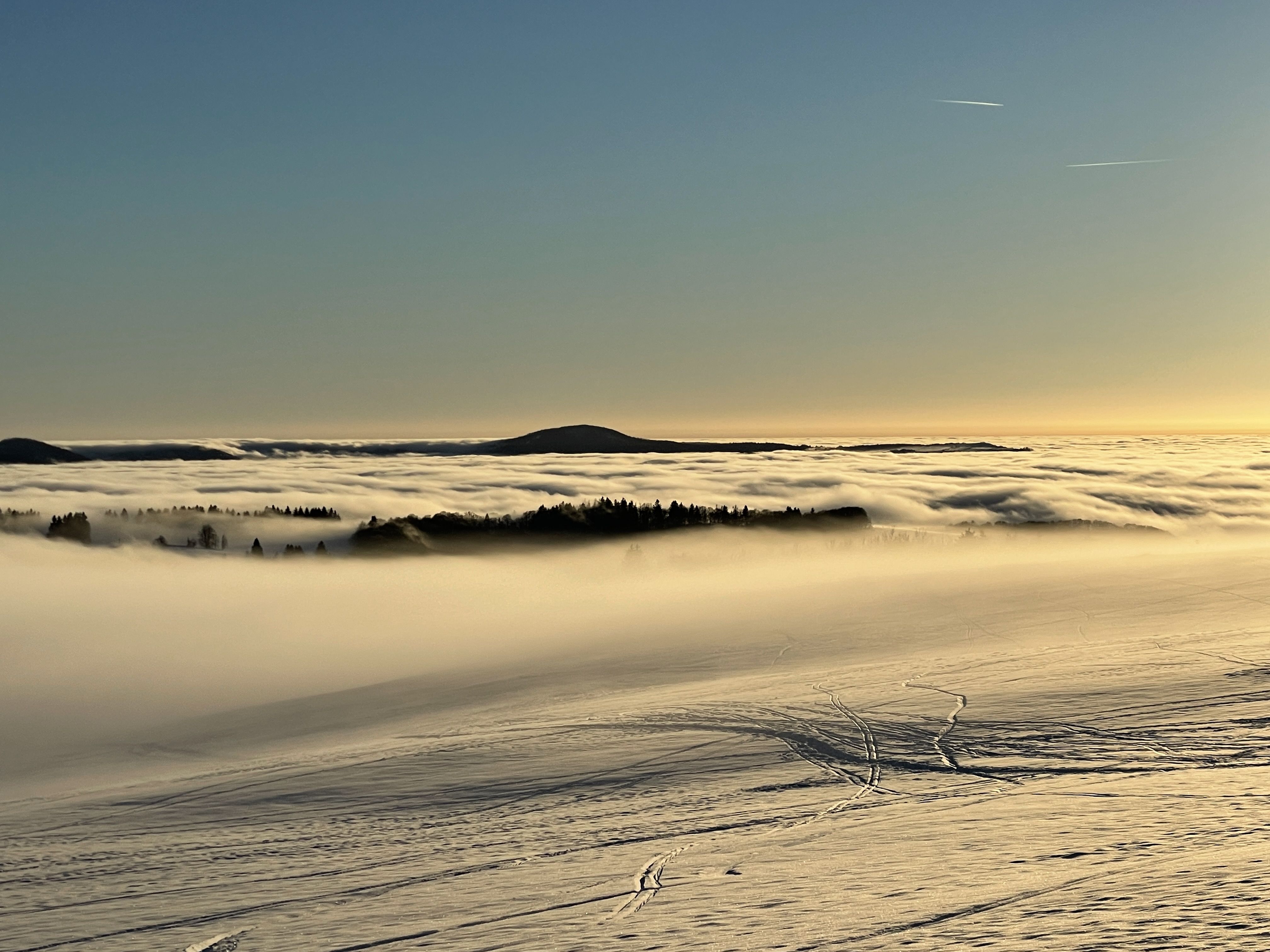 sunset. in the. snow. and, fog. on top of, winter, mountain, Rhoen, Rhön, Hesse, Germany, Анжелика Костин