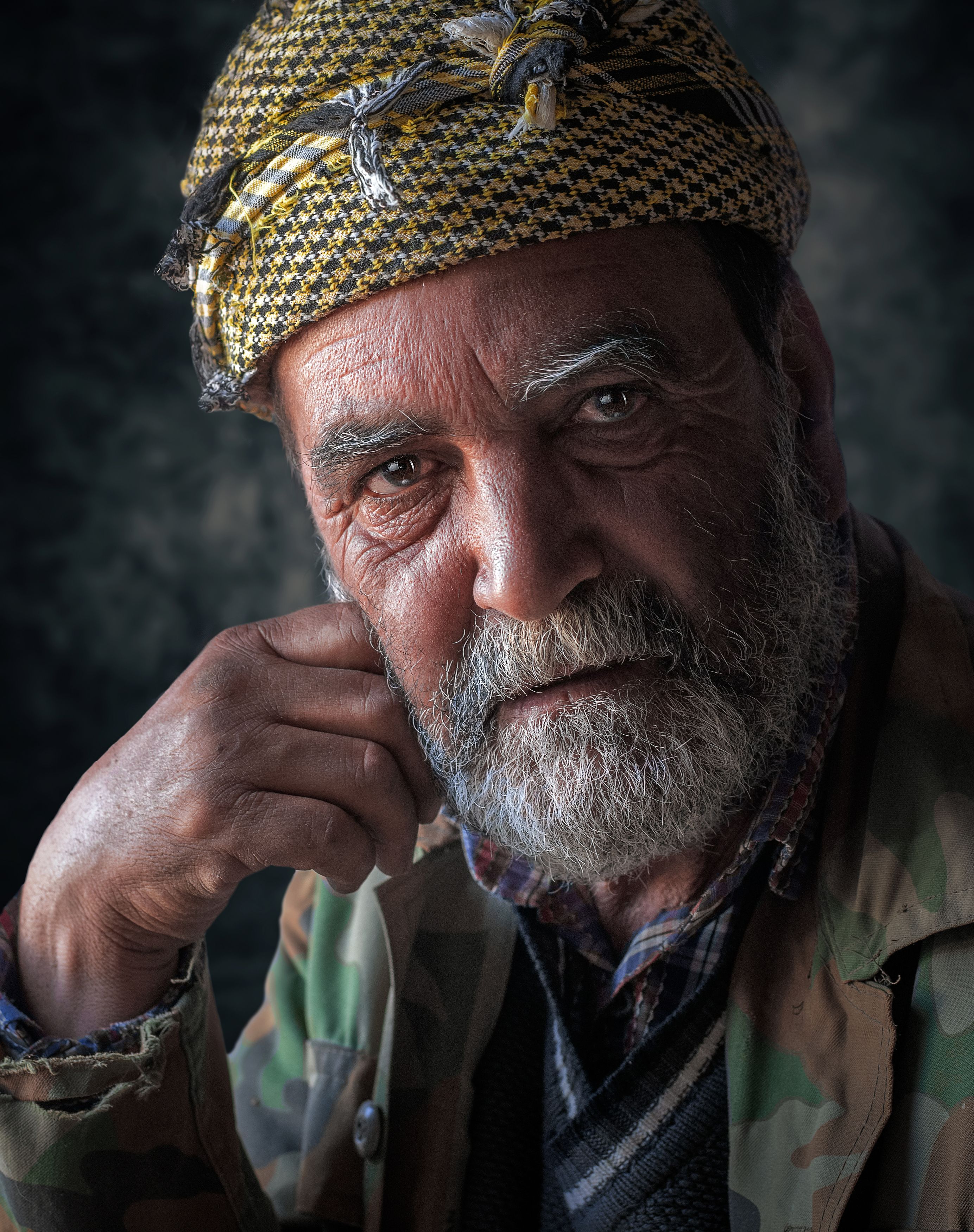 #portrait #people #bread #hand #eye #human, Mehdi Zavvar