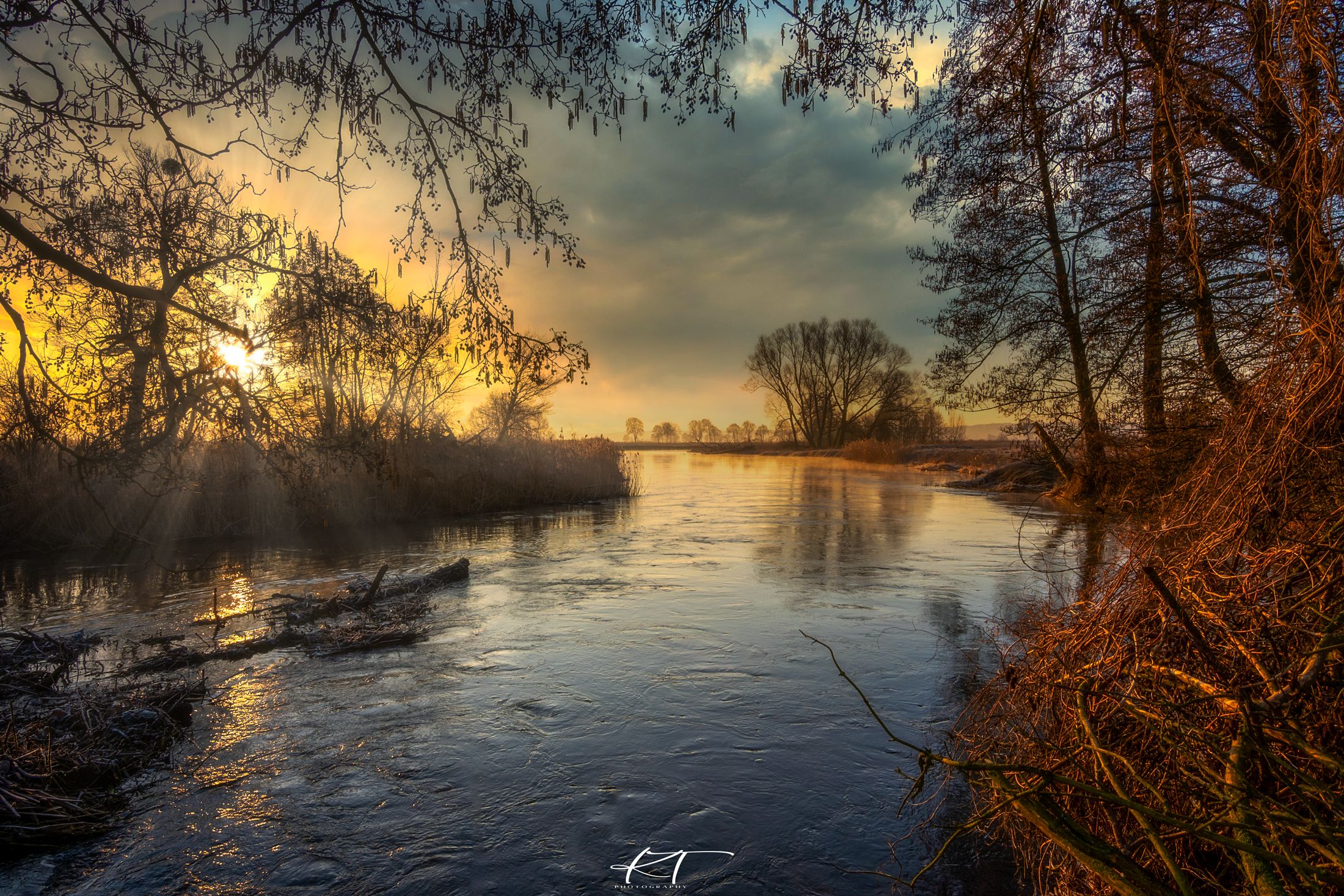 landscape  sunrise  sunlight  water  river  Gwda  nature  trees  reflection in the water  february 2022  memories  calm  atmosphere  winter 2022  sky  clouds  Beauty In Nature  Photography  No People, Tollas Krzysztof