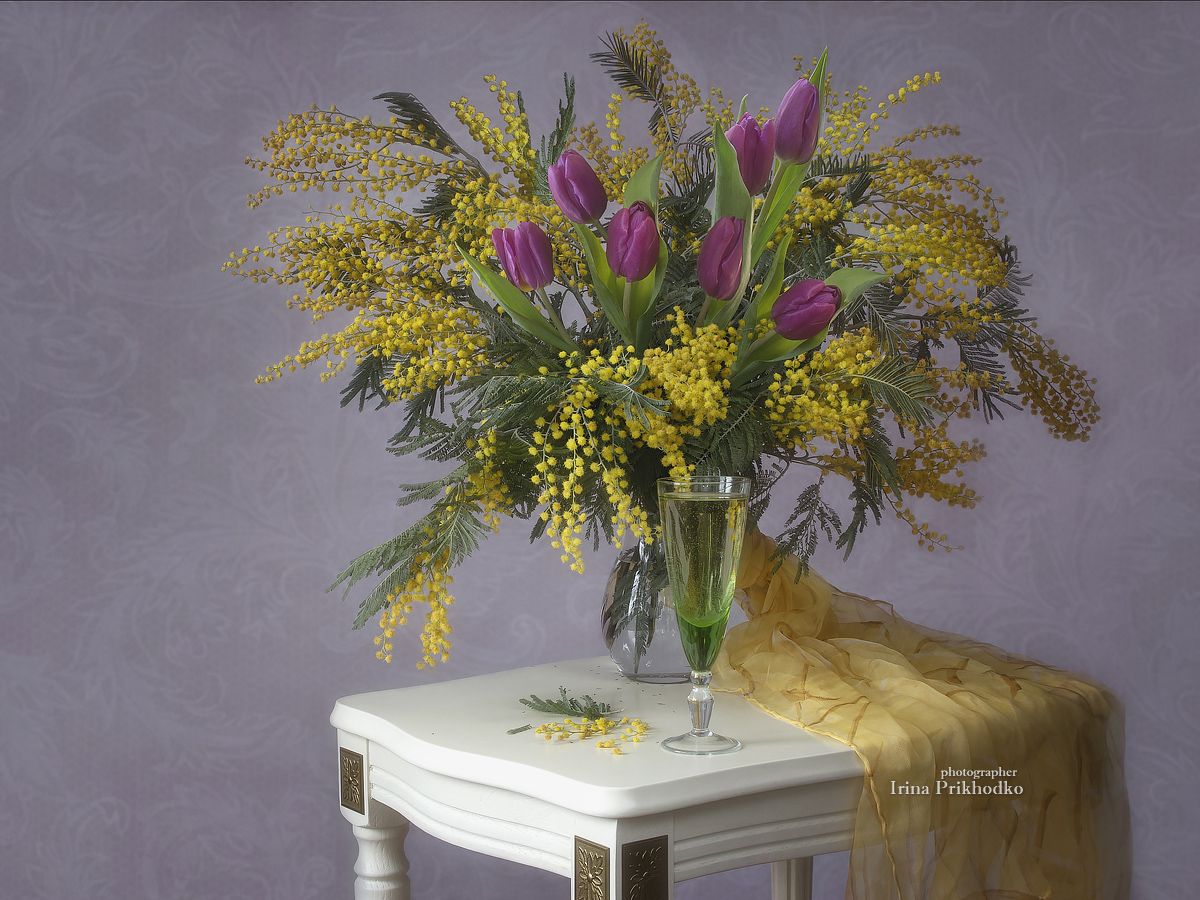 натюрморт, цветы, 8 марта, подарок, букет, мимозы, тюльпаны, Приходько Ирина