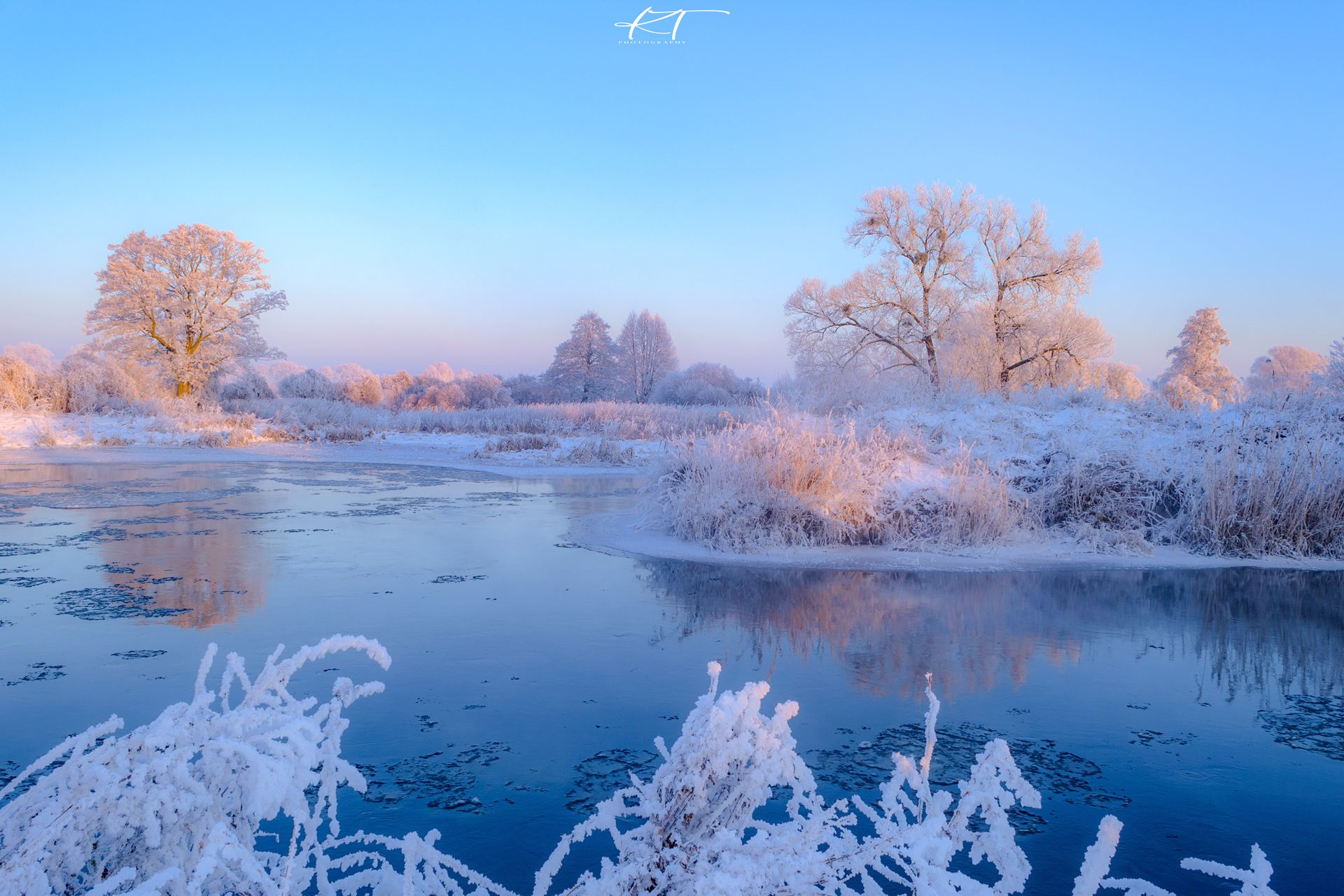 winter  river  Gwda  landscape  frost  water  trees  sky  reflection in water  snow  morning  calm  light  No People  Landscape - Scenery  Scenics - Nature  Photography, Tollas Krzysztof