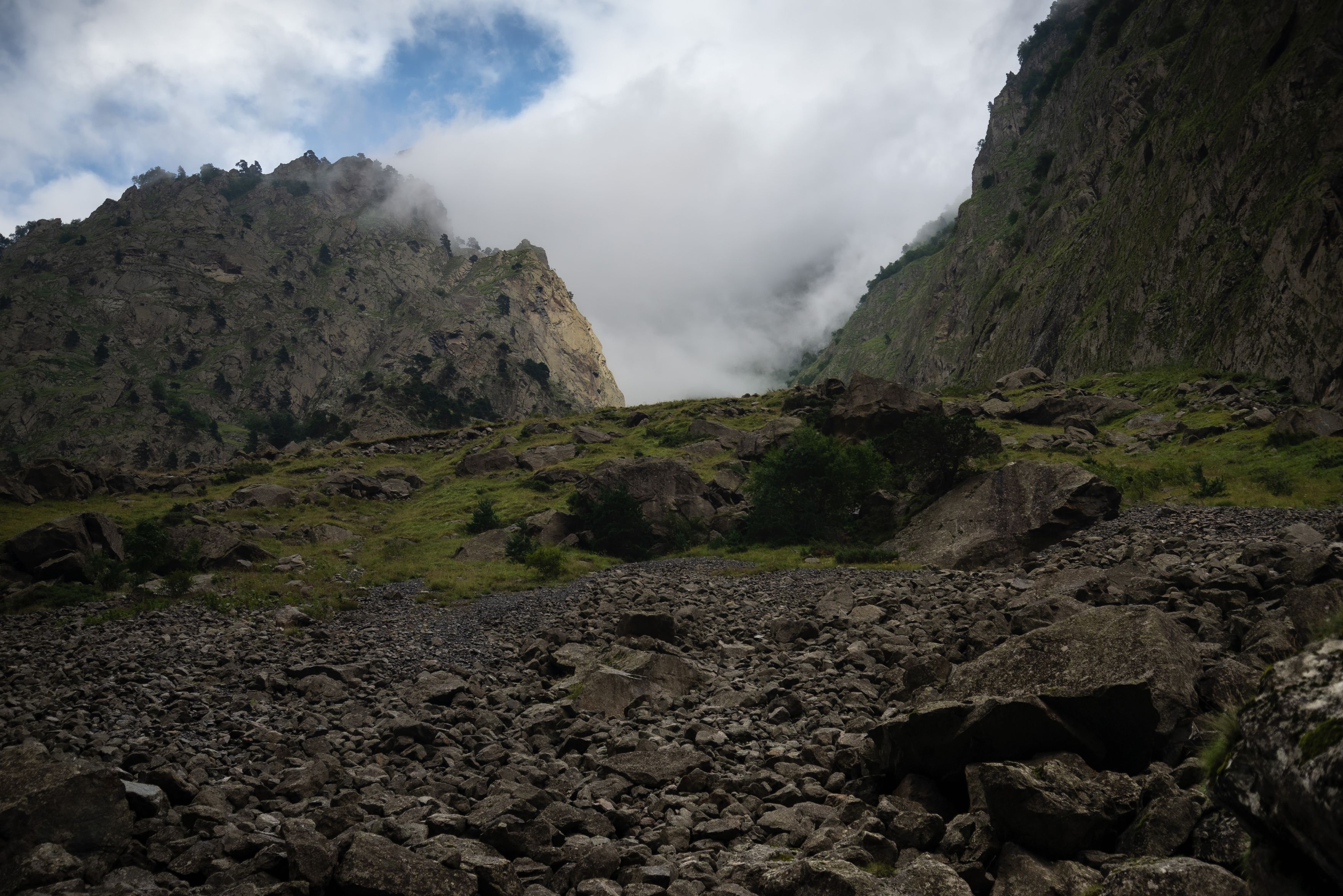 landscape, mountains, nature, caucasus, plateau, georgia, osetia, fog, spring,, Бугримов Егор