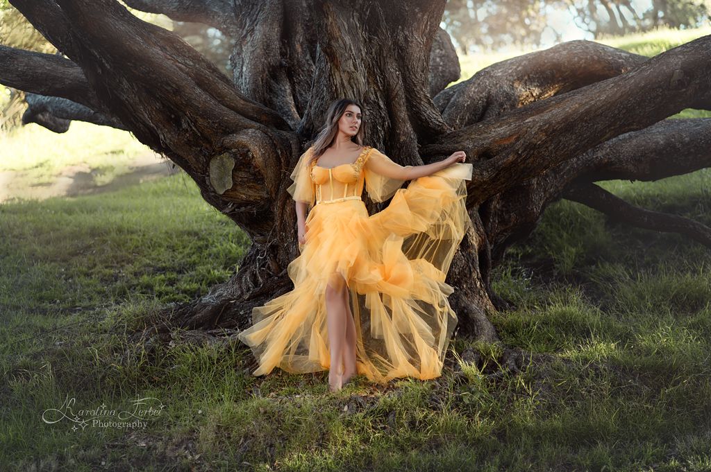yellow, dress, photoshoot, sunshine, forest, goddess, фотосессия, фотограф, художественная, фотография, желтый, зеленый, платье, дерево, лес, природа, Karolina Ferbei