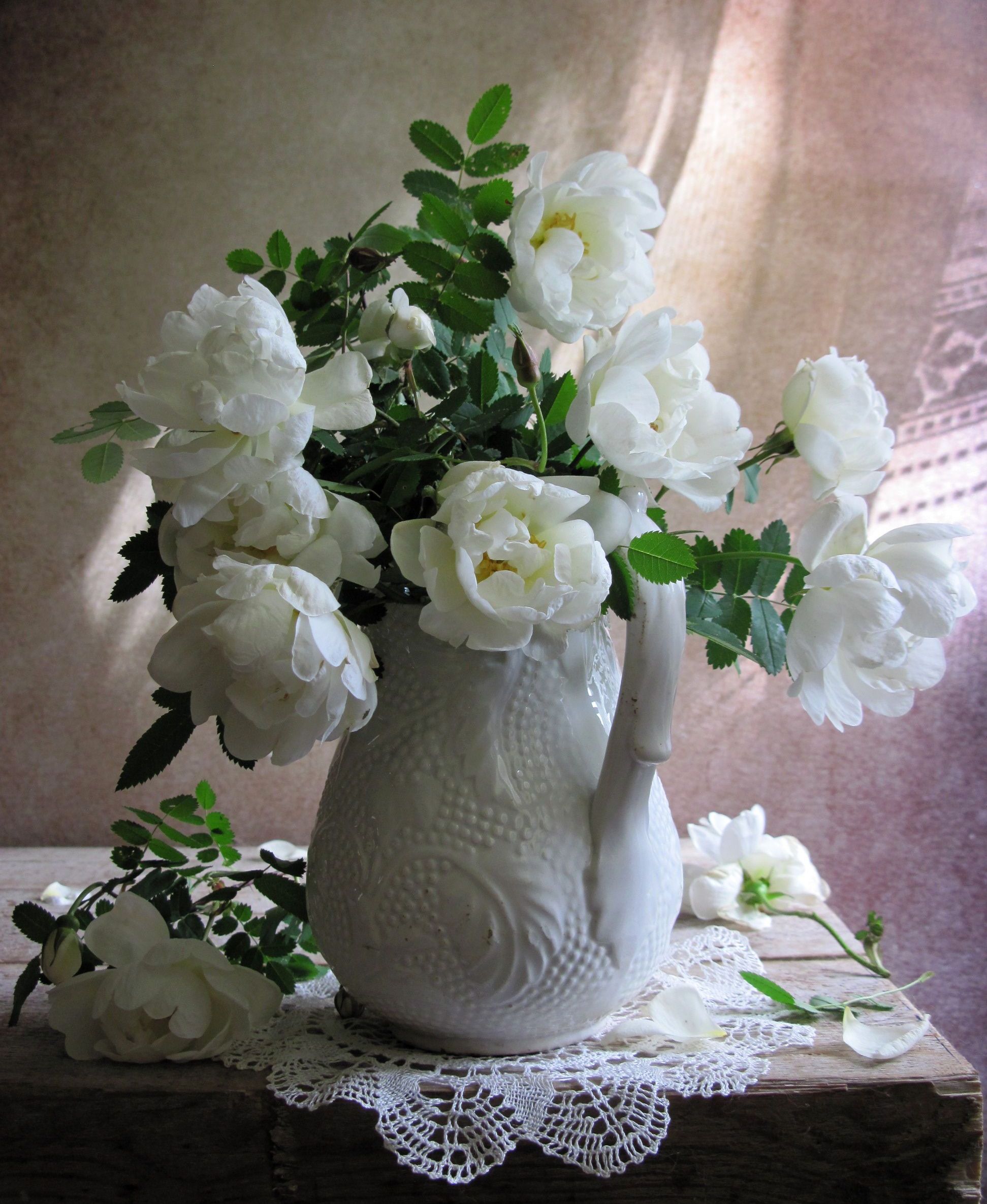 цветы, букет, розы, кувшин, винтаж, салфетка, белый цвет, Наталия Тихомирова