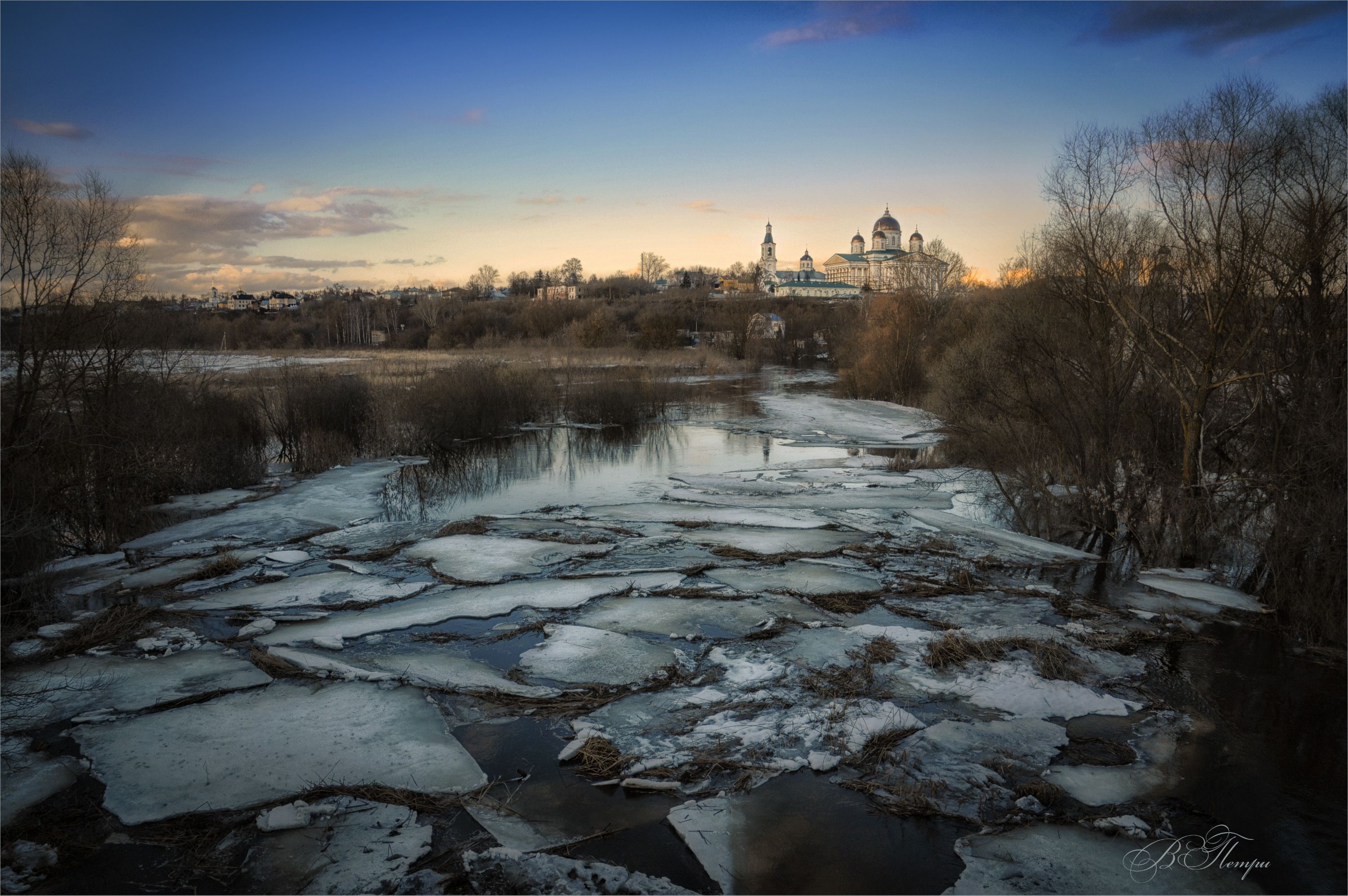 река льдины собор вечер, Вера Петри