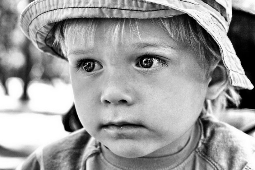 ребёнок, портрет, черно-белое, панама, глаза, Егор Кочуров