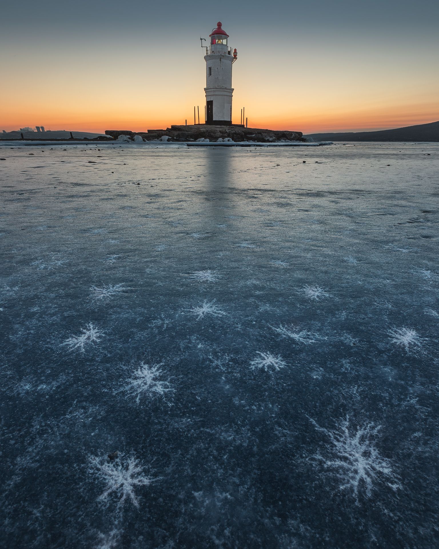 маяк, зима, лед, рассвет, Константин Маланин