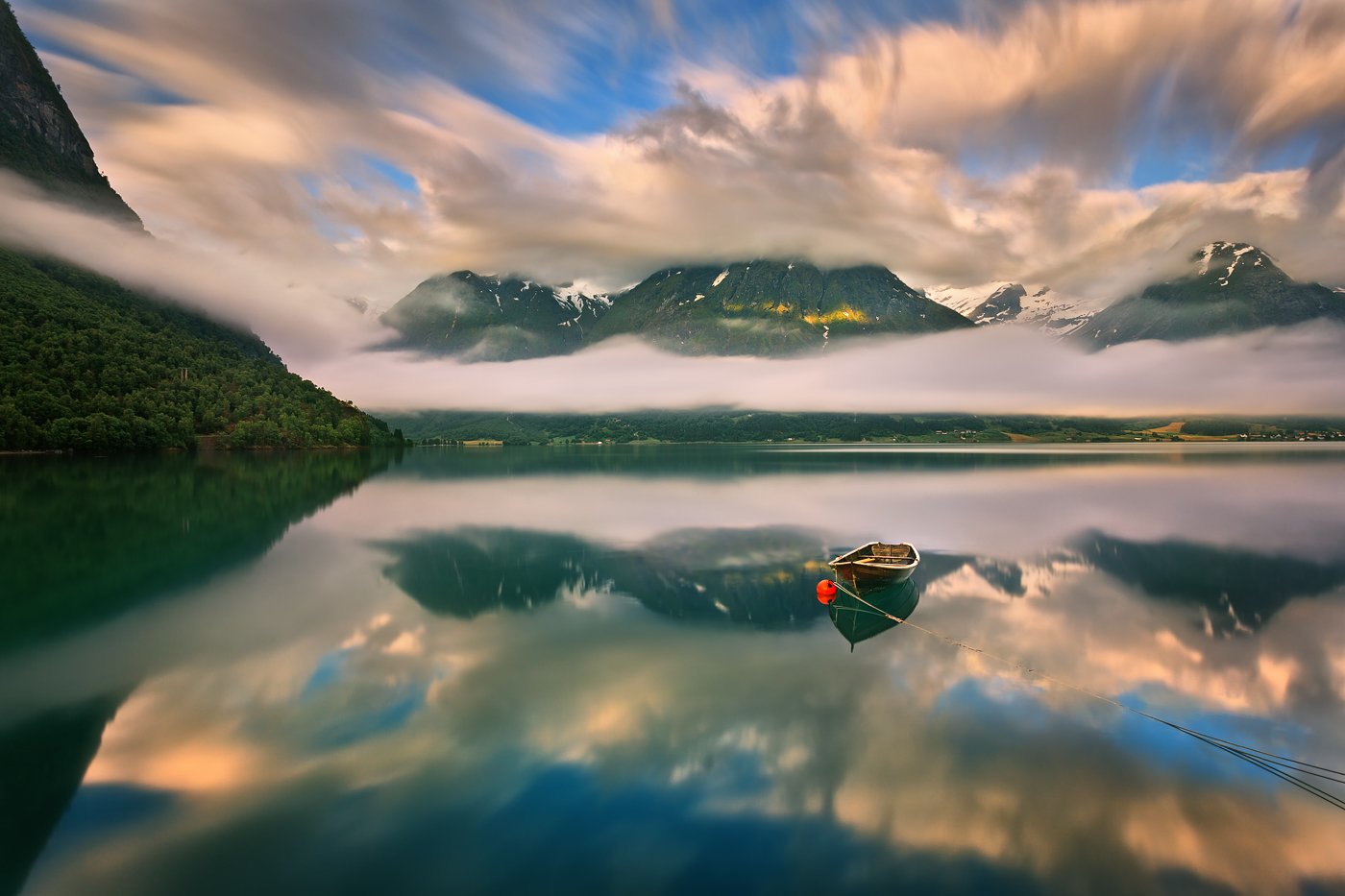 Природа умиротворяет. Озеро Стрюн, Норвегия. Умиротворяющий пейзаж. Покой природа. Природа спокойствие.
