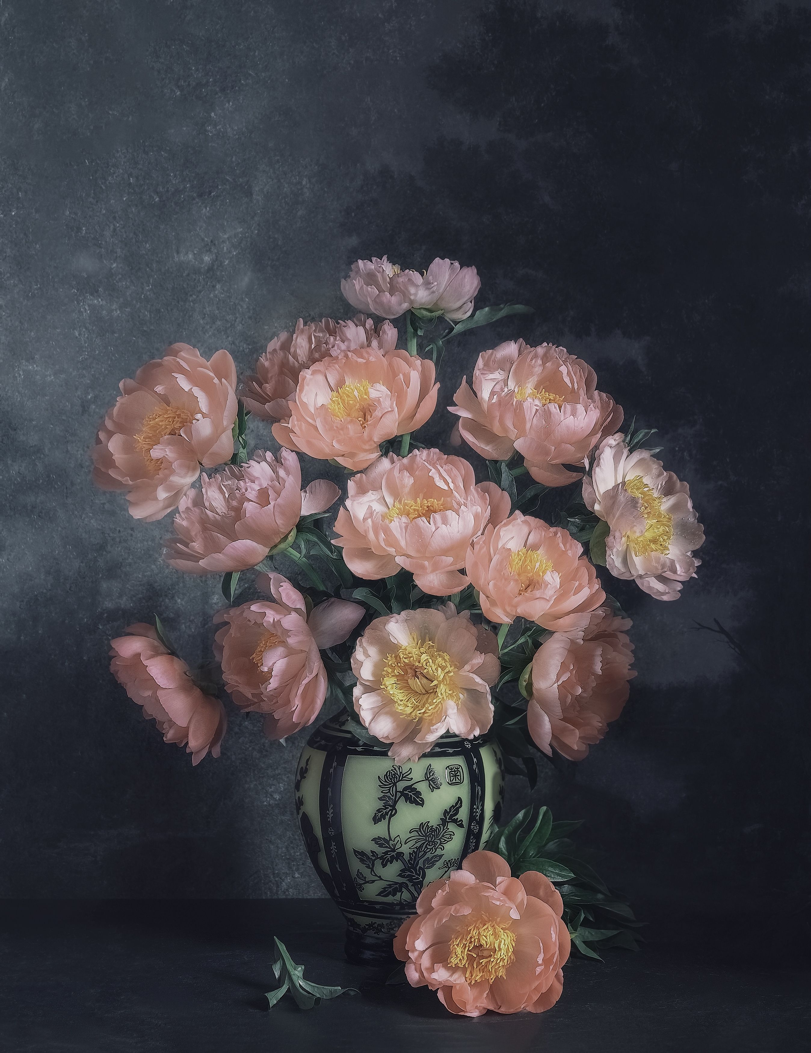 peonies, roses, vase, vintage, still life, пионы розовые, винтаж, Виктория Шаманова