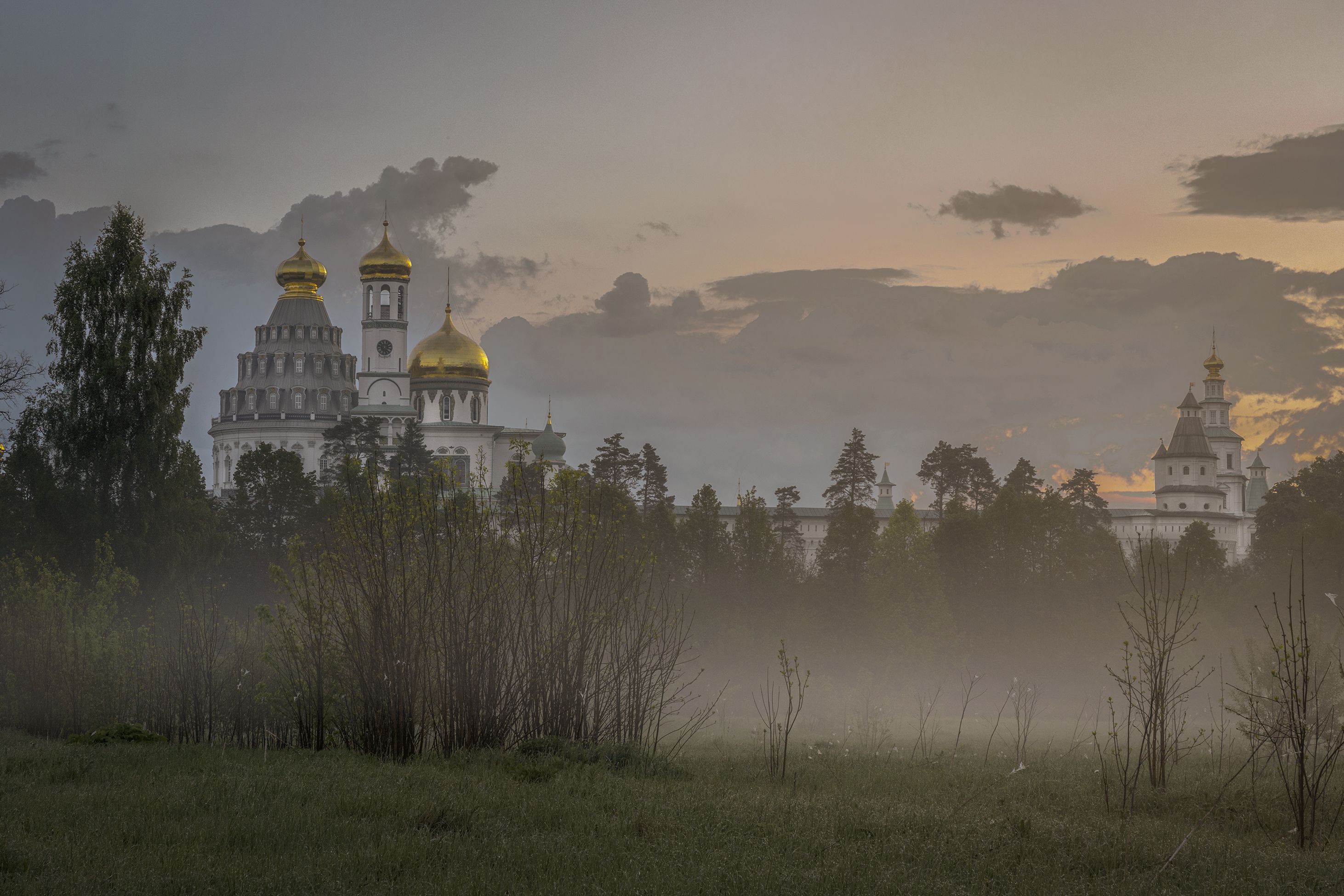 Фотовыставка в новом Иерусалиме монастыри России