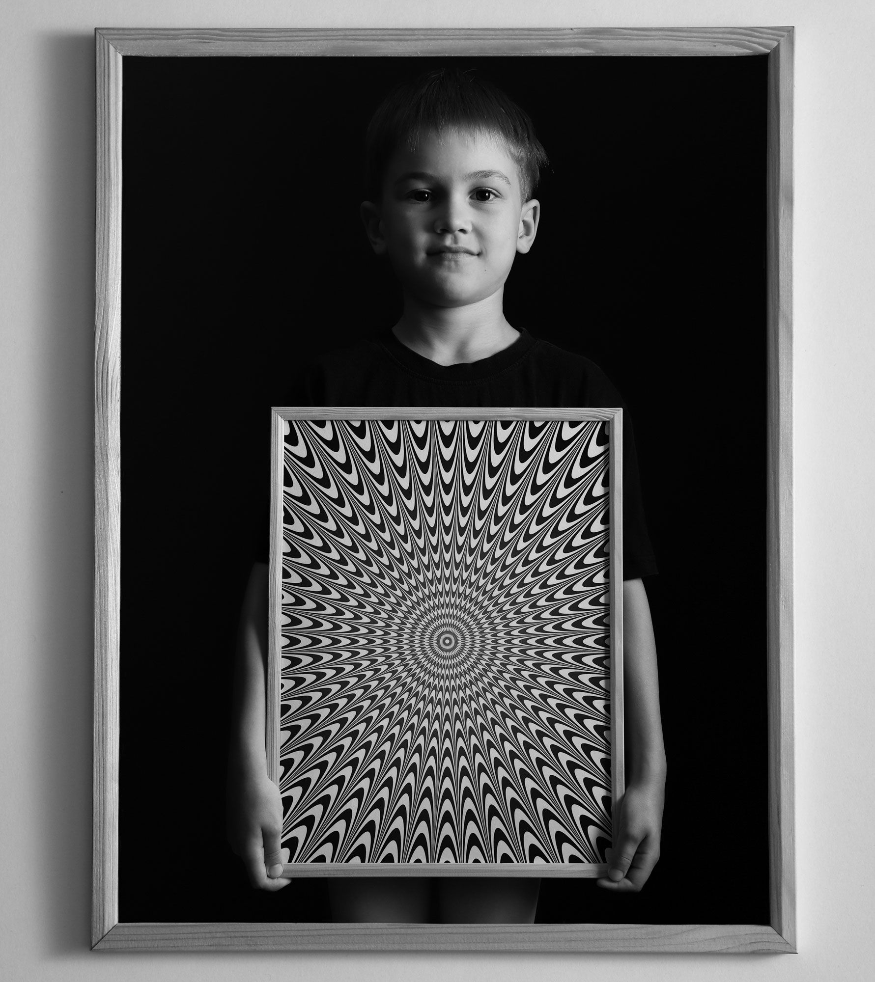 иллюзия, концептуальное фото, дети, черно белое фото, мальчик, рамки, Соколова Ирина