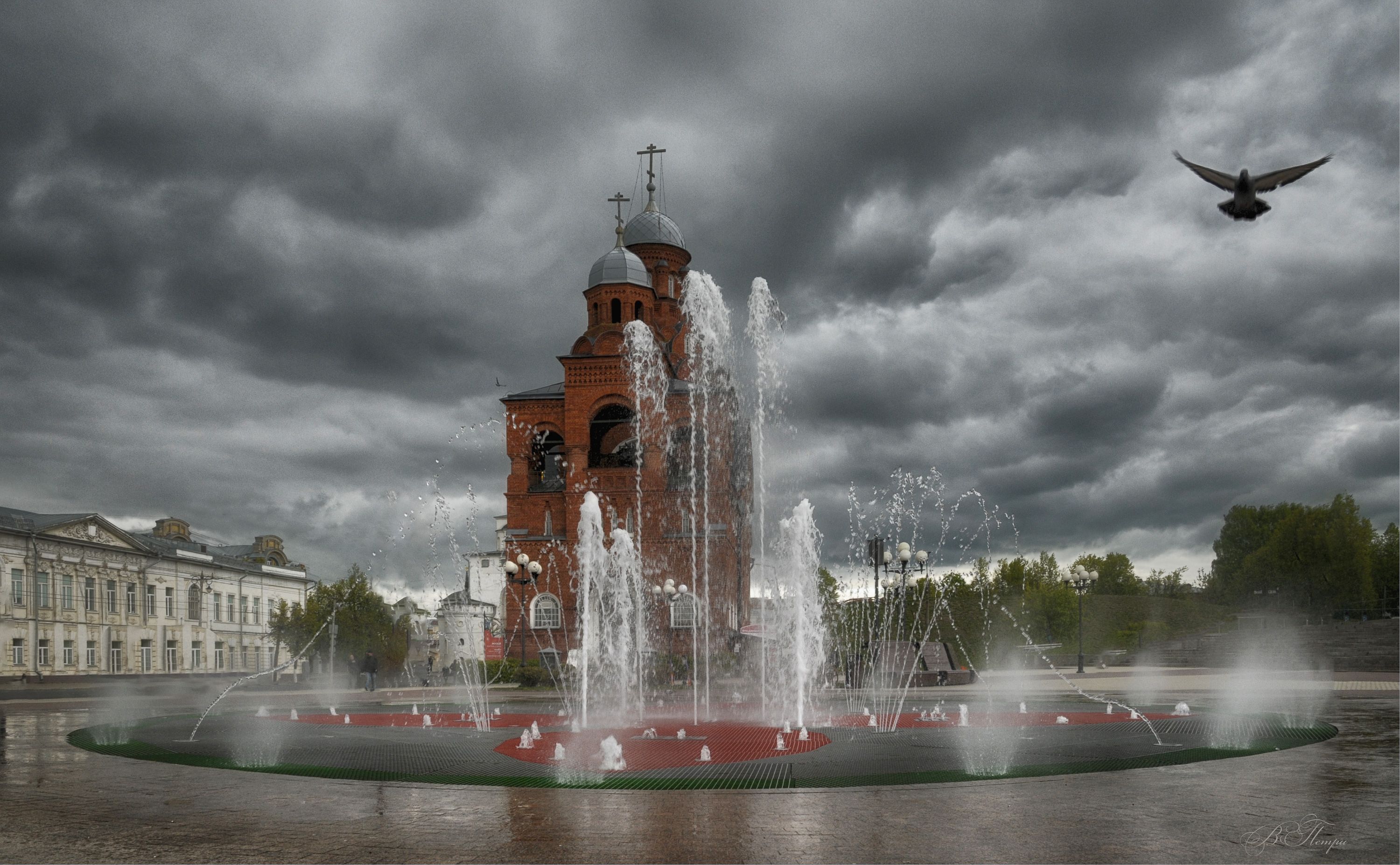 церковь фонтан облака птица, Вера Петри