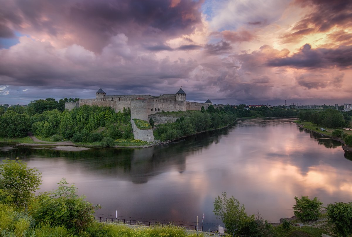 Городской пейзаж, Ивангород, Нарва, Пейзаж, Болдычев Алексей