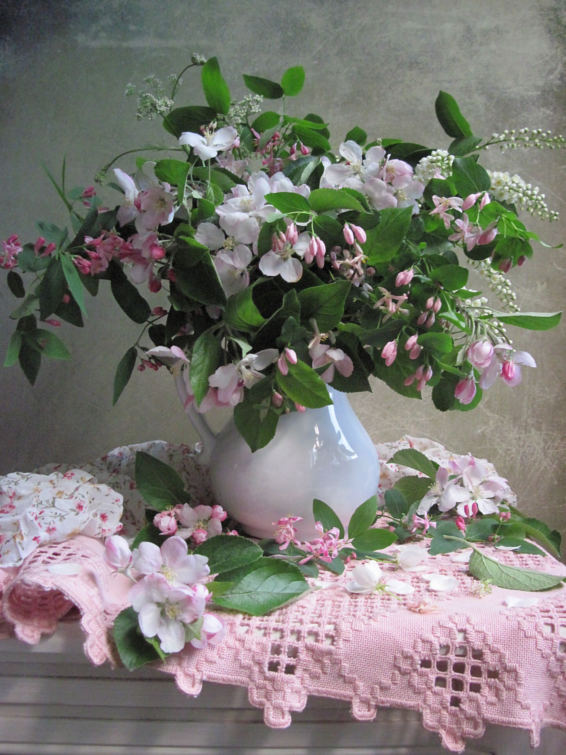 цветы, букет, яблоня, черемуха, салфетка, шарф, Наталия Тихомирова