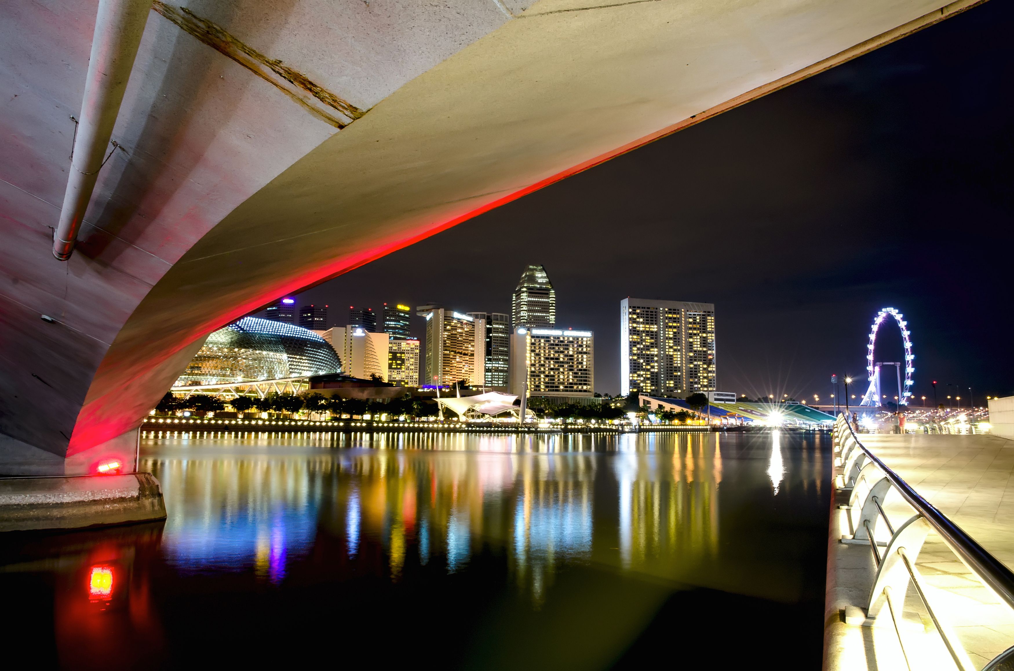 Сингапур, ночь, вид, пейзаж, современный, яркий, азия, залив, набережная, мост, красивый,архитектура, поездка, путешествие, тур, отражение, Сытилин Павел