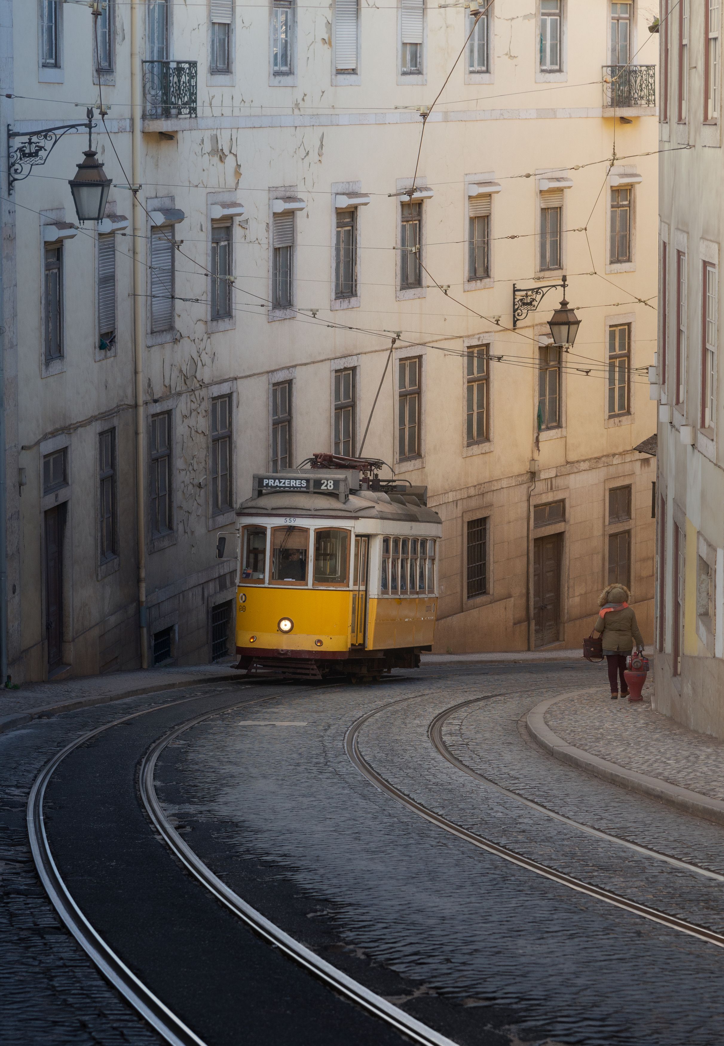 португалия, лиссабон, улица, трамвай, свет, город, путешествие, lisbon, lisboa, portugal, street, tram, Эрнест Вахеди