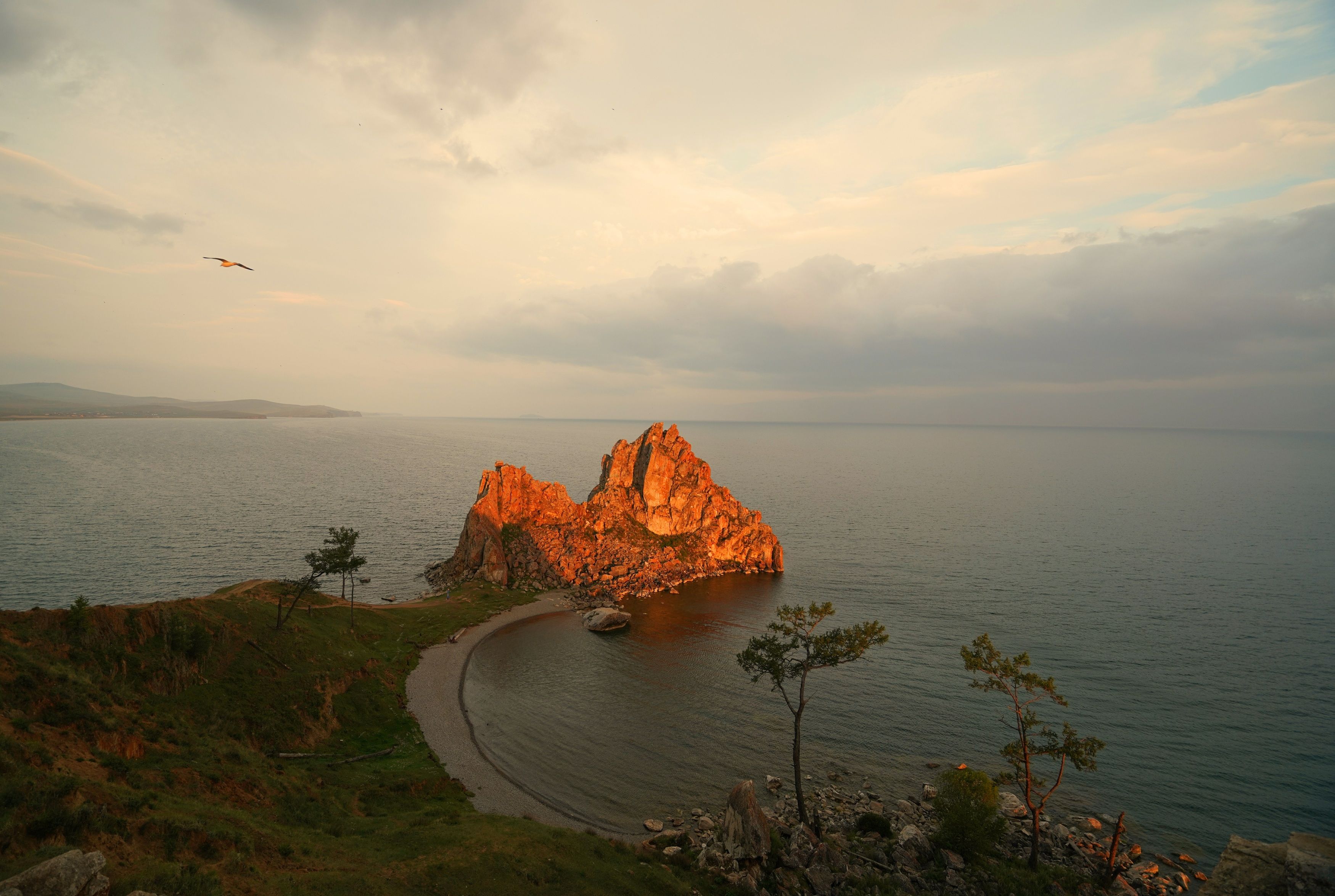 island, lake, sea, sunrise, dawn, sky, morning, rock, nature, landscape, horizon, summer, shore, relief, Сергей Андреевич