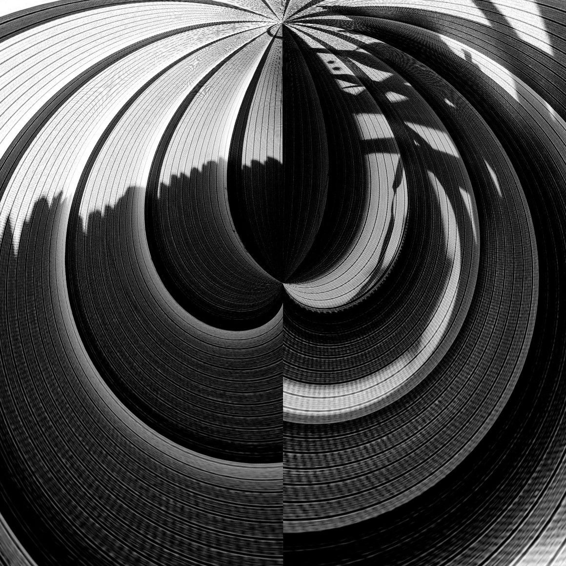 black and white circle, b&w, abstract, abstraction, Karina Yakovleva