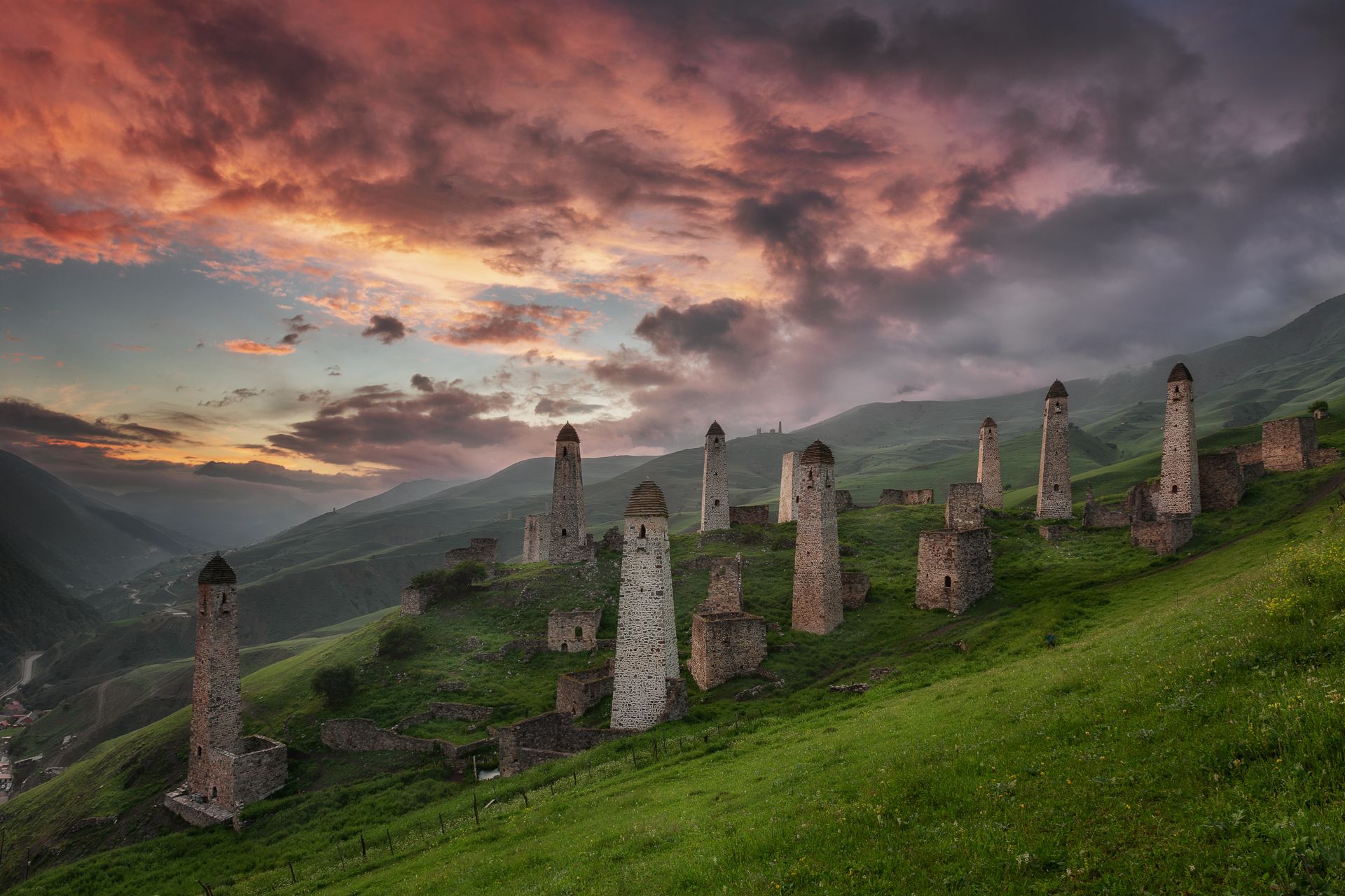 Башенный комплекс эгикал. Чудеса ингушетии. Джейрахское ущелье ингушетия. Цори ингушетия. Чудеса ингушетии.