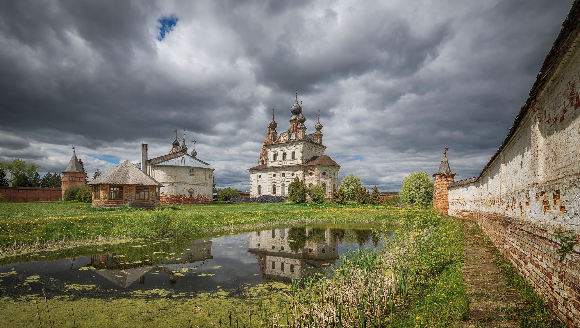 старый город, кремль, архитектура, храм, пруд, башня, весна, Сергей Аникин